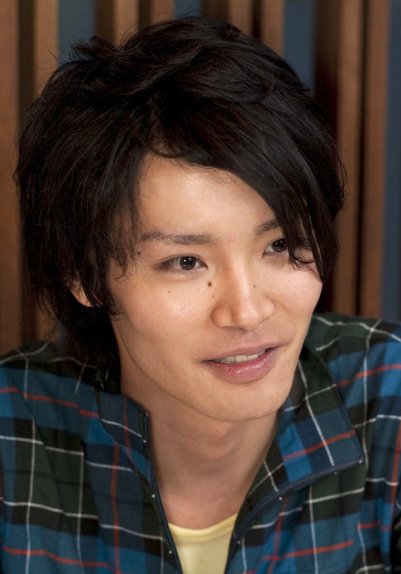 actor Yoshimasa Hosoya large photo