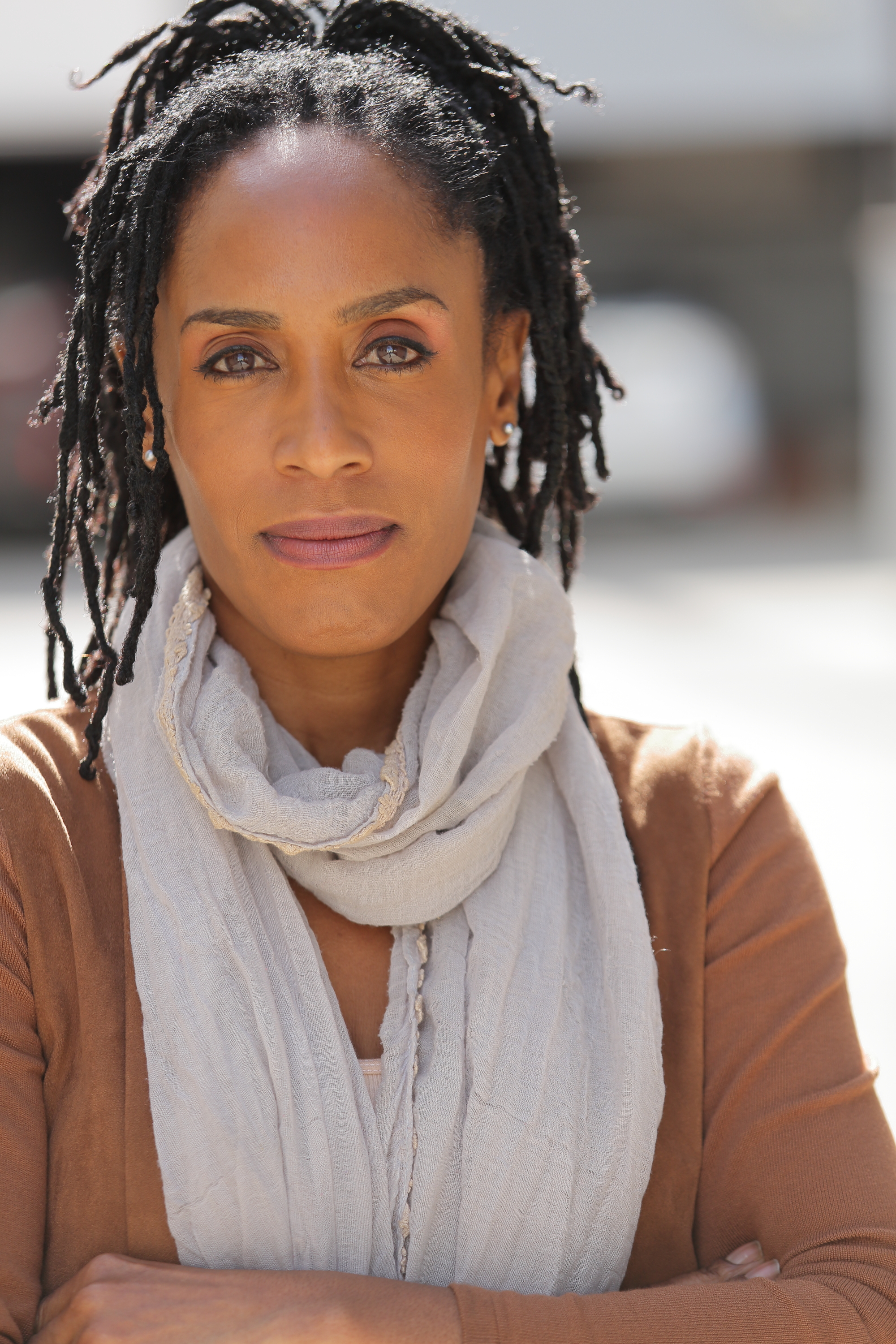 actor Lyn Alicia Henderson large photo