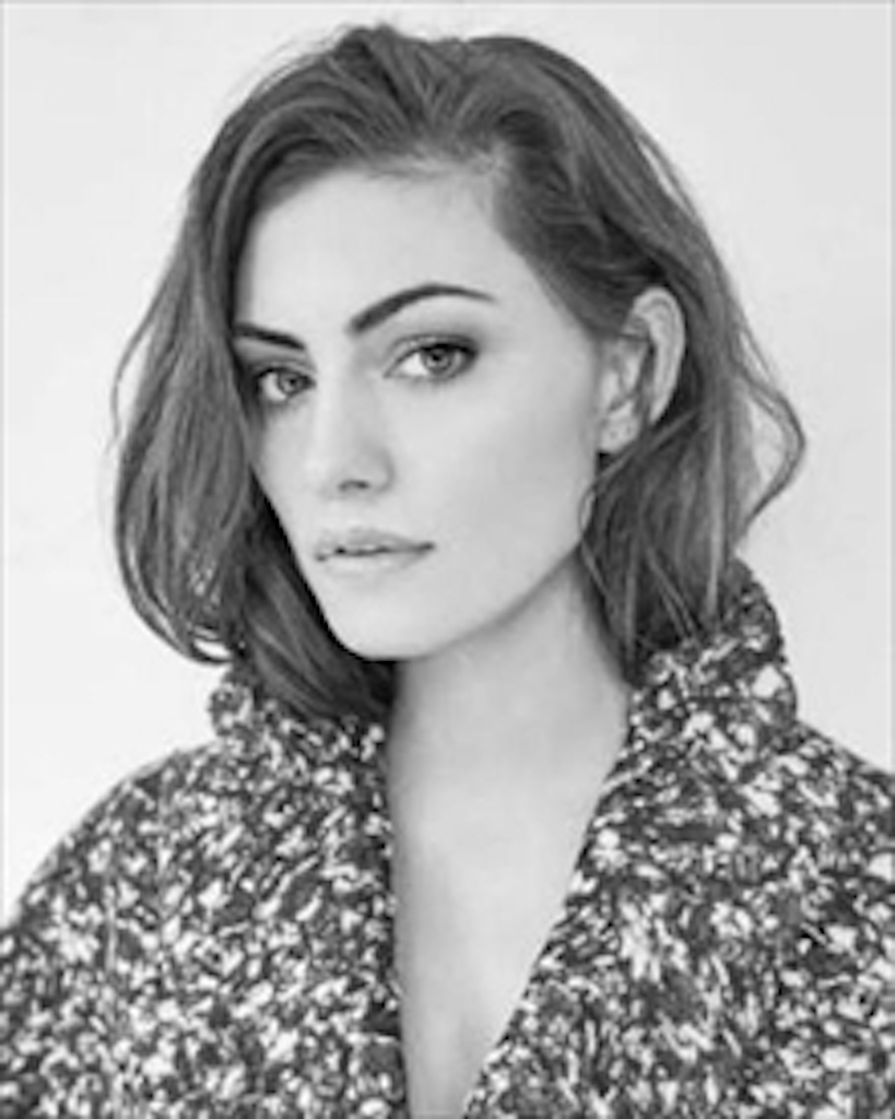 actor Phoebe Tonkin large photo