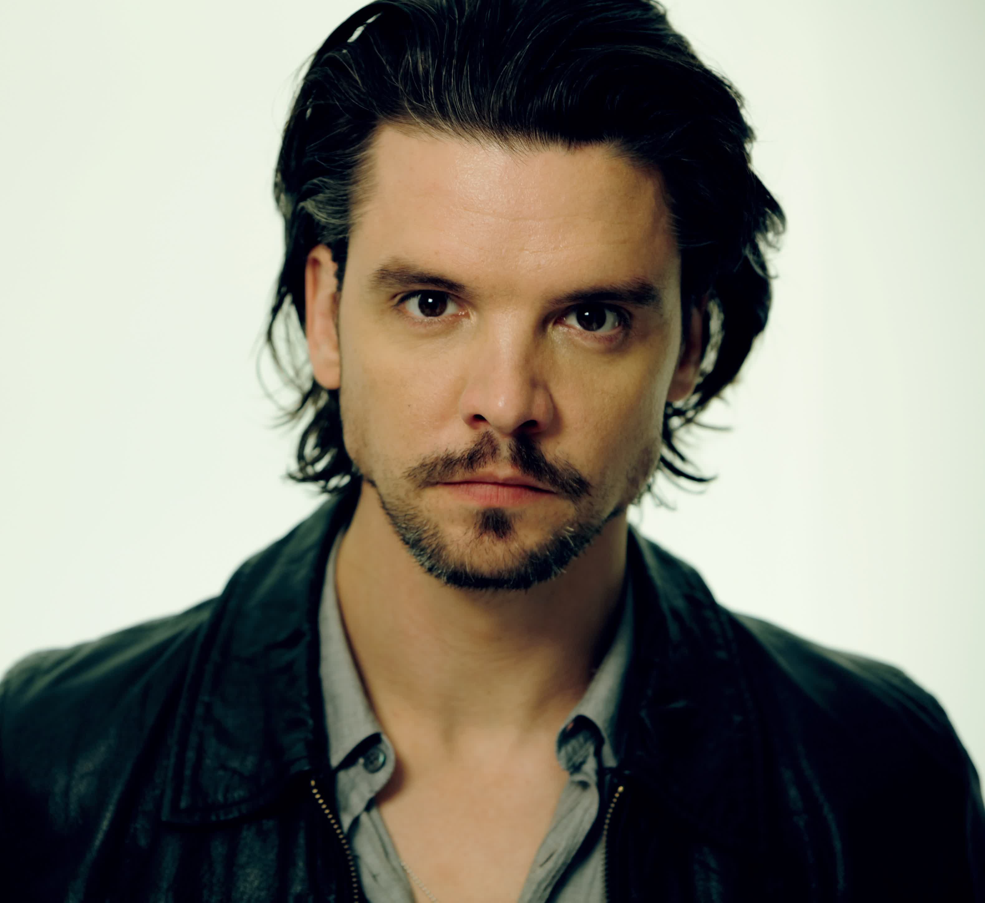 actor Andrew Lee Potts large photo