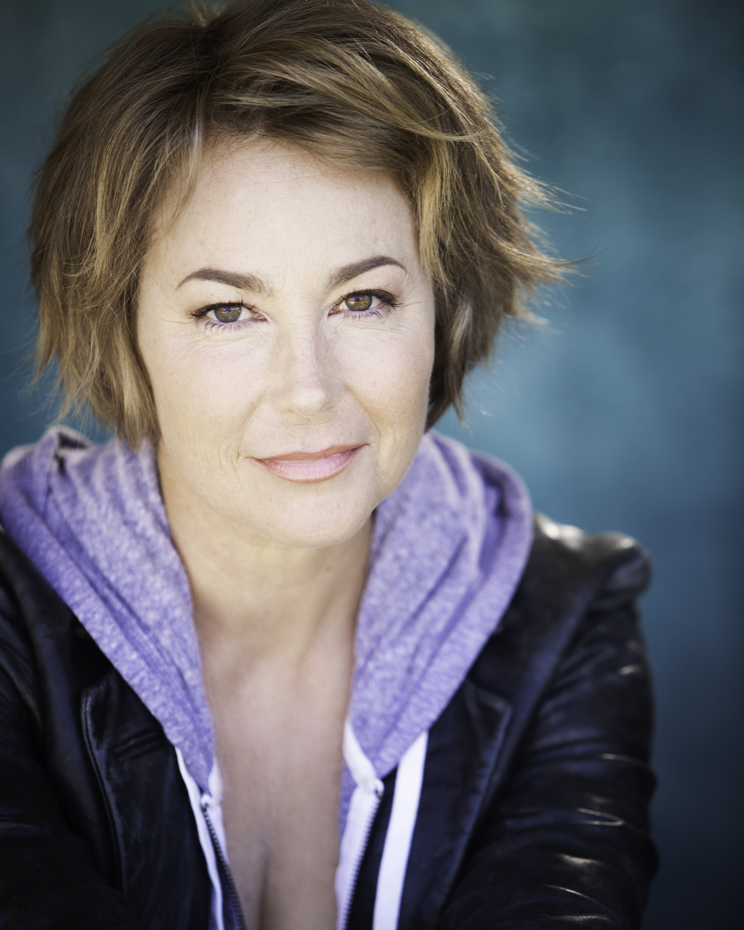 actor Kim Rhodes large photo
