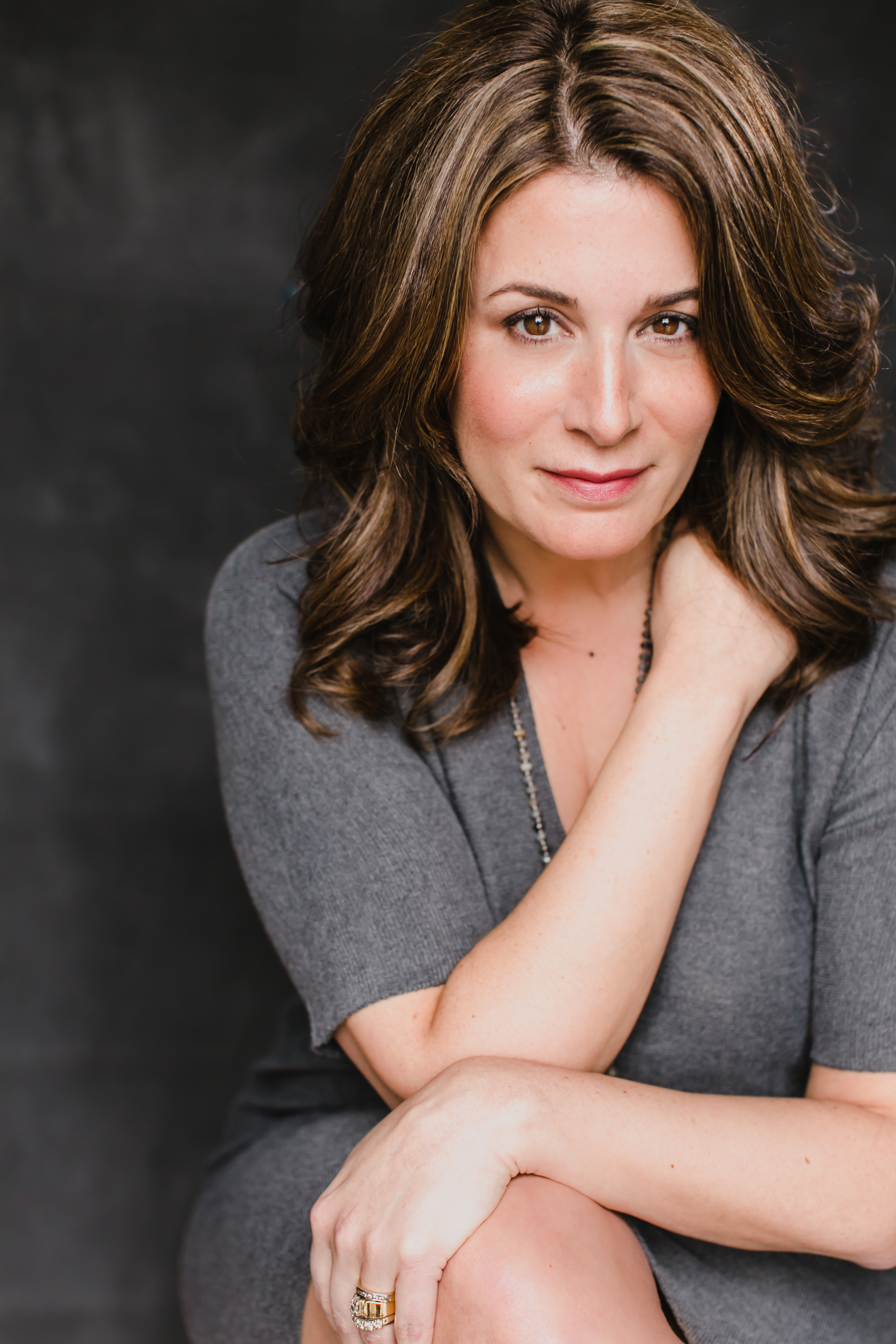 actor Nicole Oliver large photo