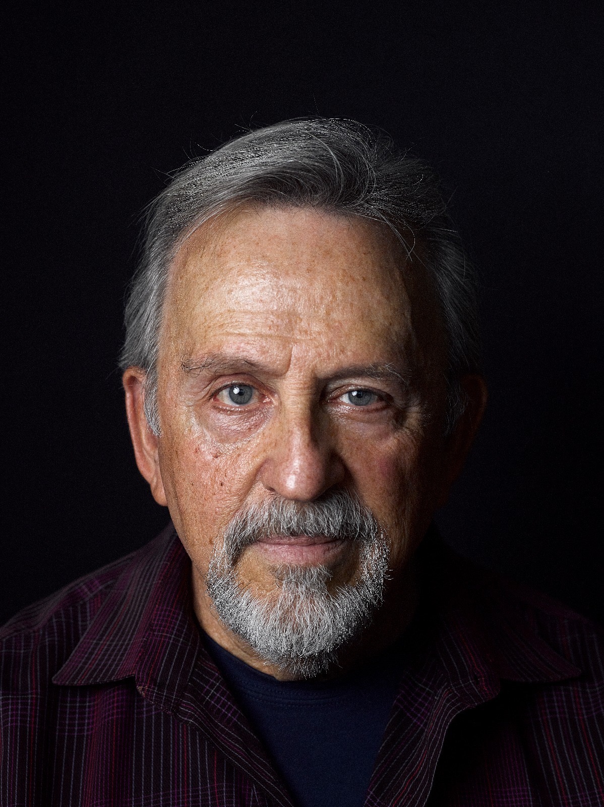 actor Paul Eiding large photo