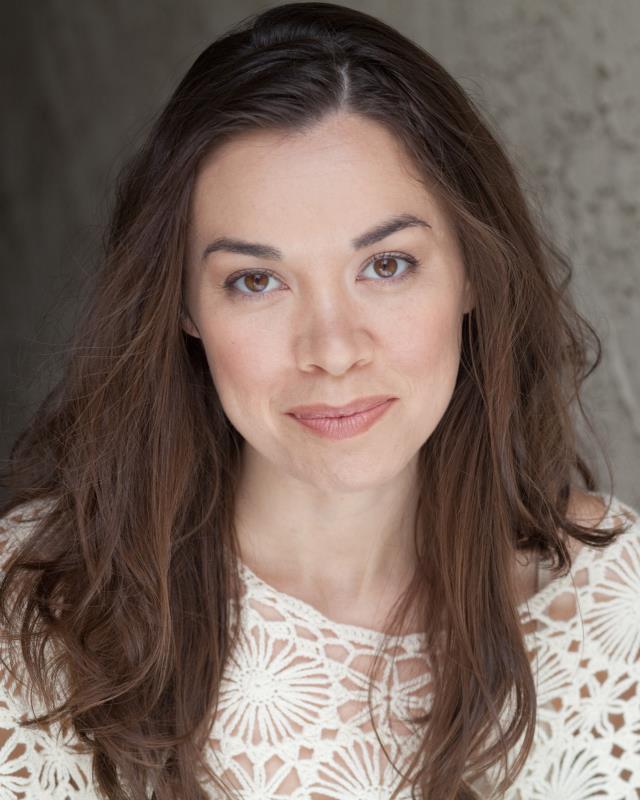 actor Tara Platt large photo