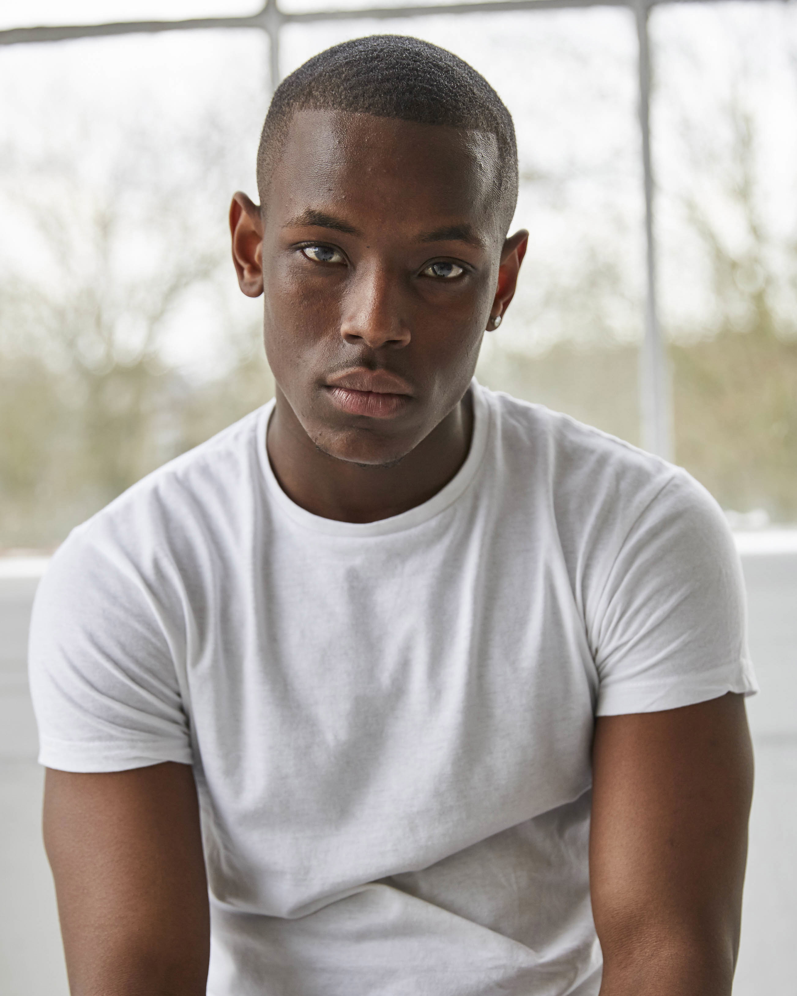 actor Micheal Ward large photo