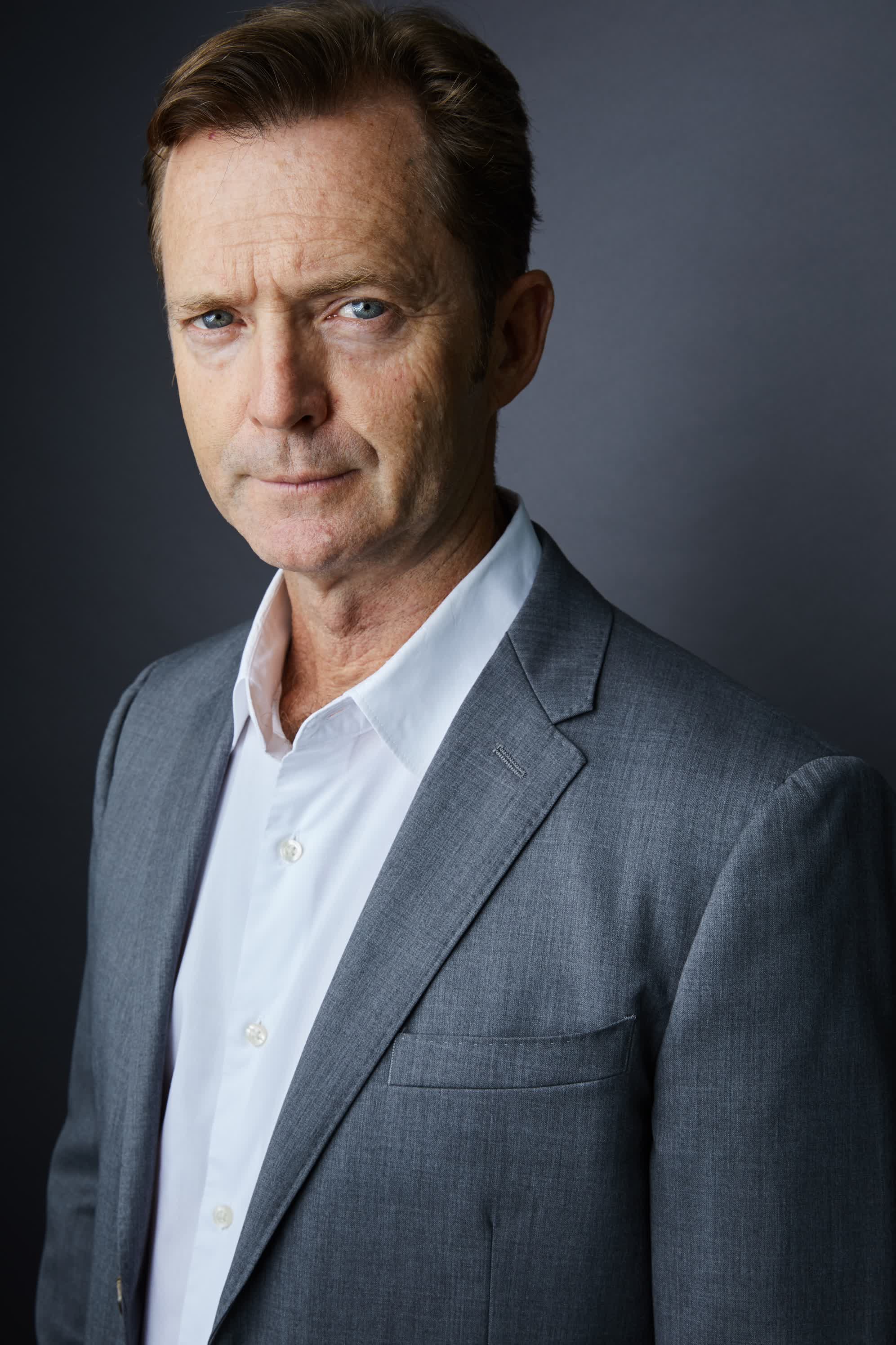 actor Scott Weil large photo