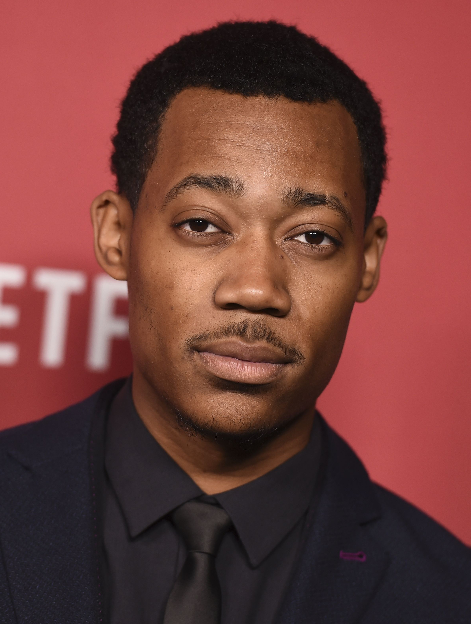 actor Tyler James Williams large photo