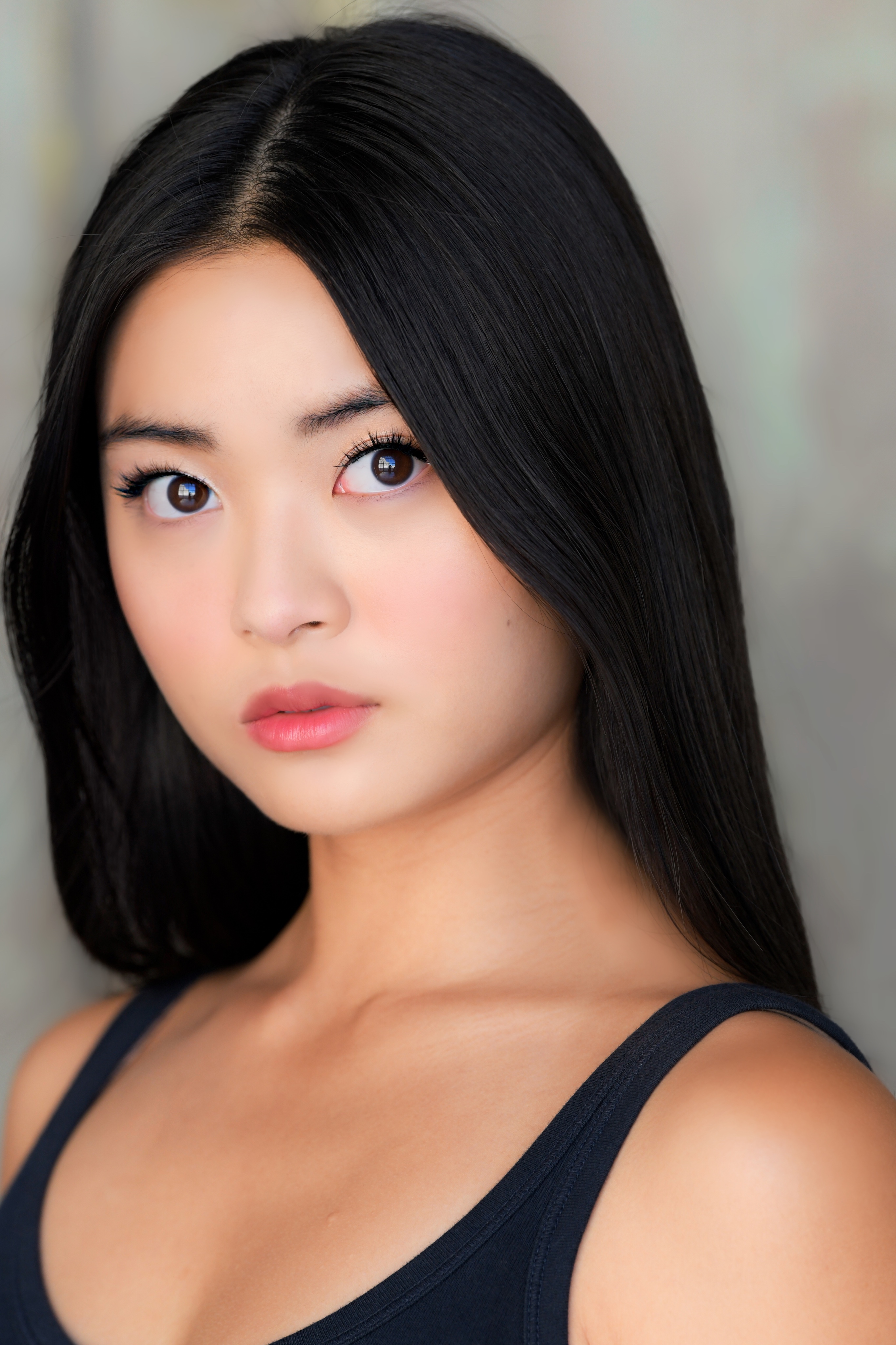 actor Ashley Liao large photo