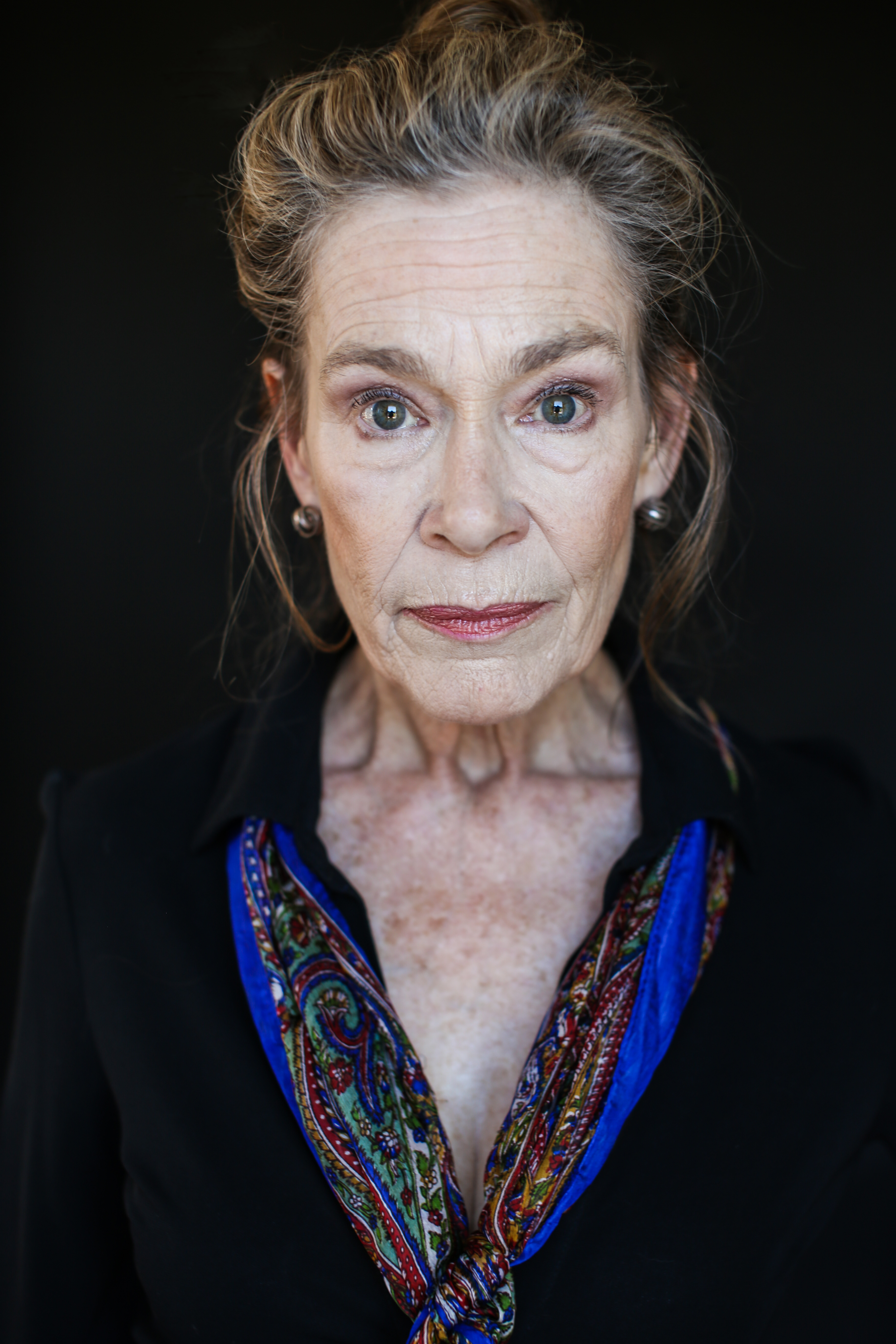 actor Pamela MacDonald large photo