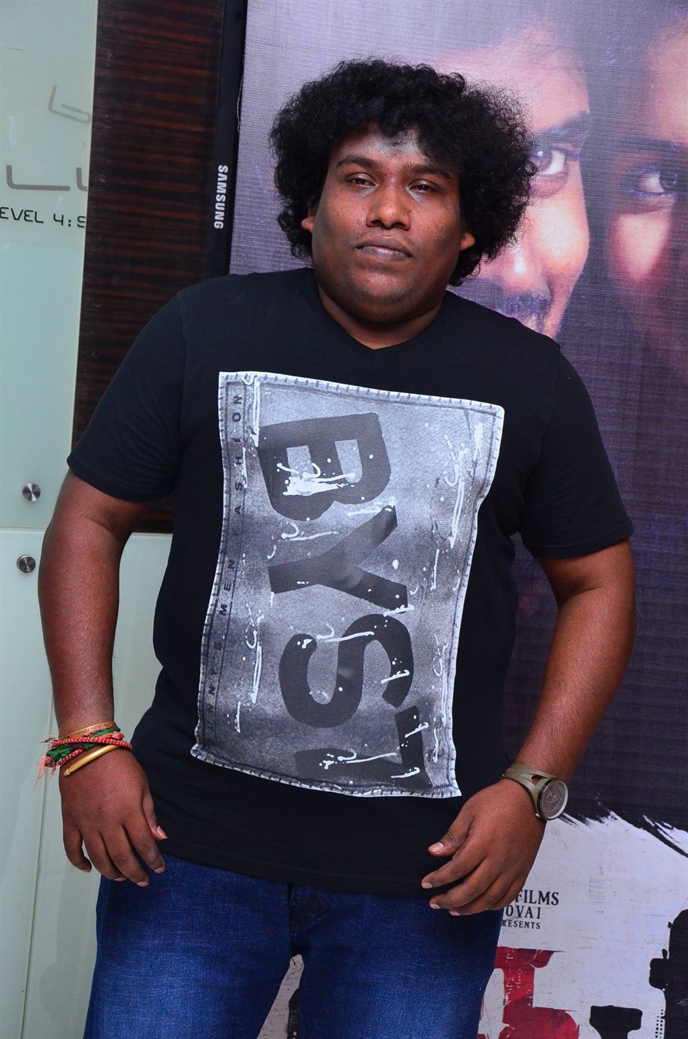 actor Yogi Babu large photo