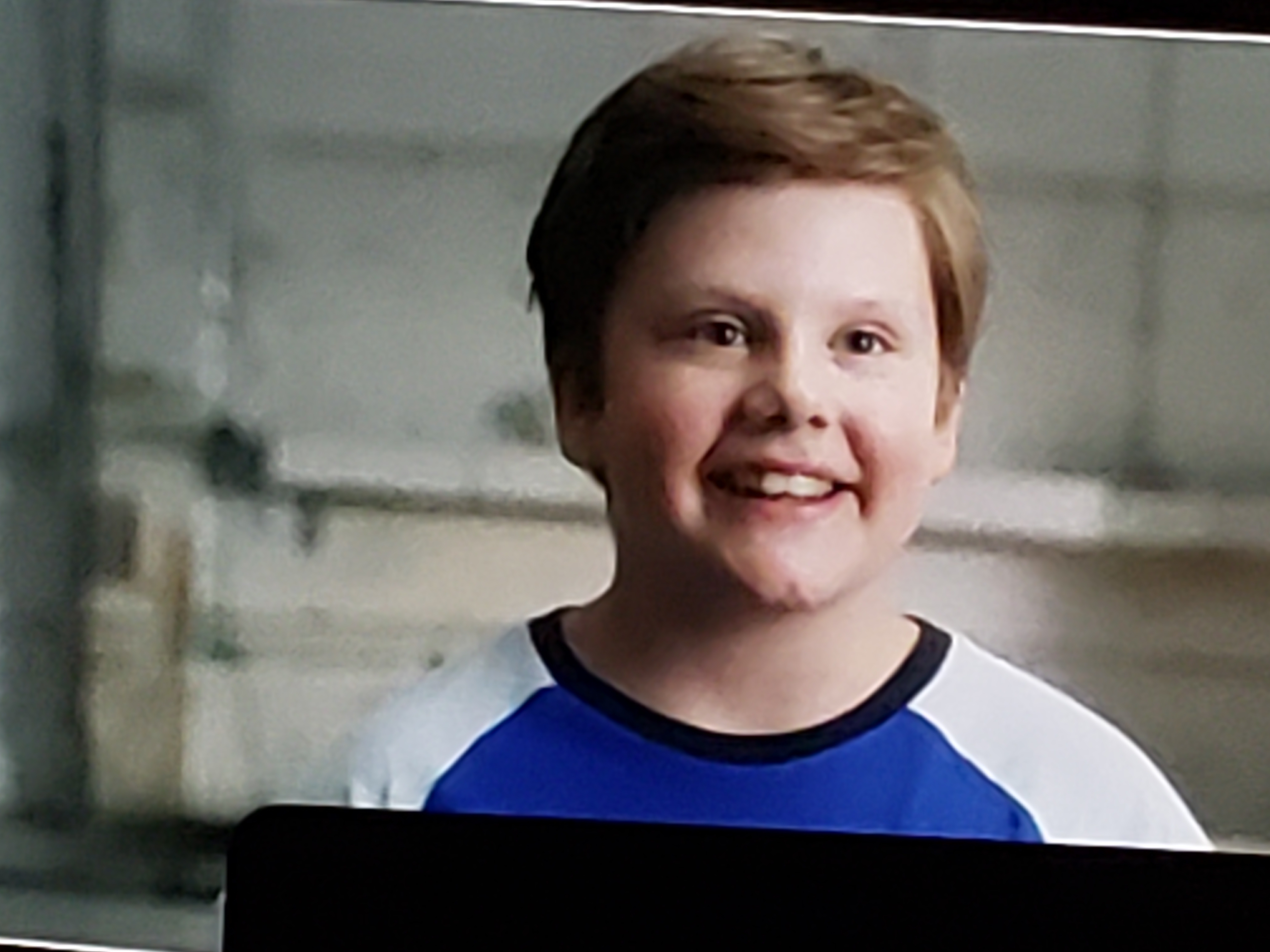 actor Maxwell Simkins large photo