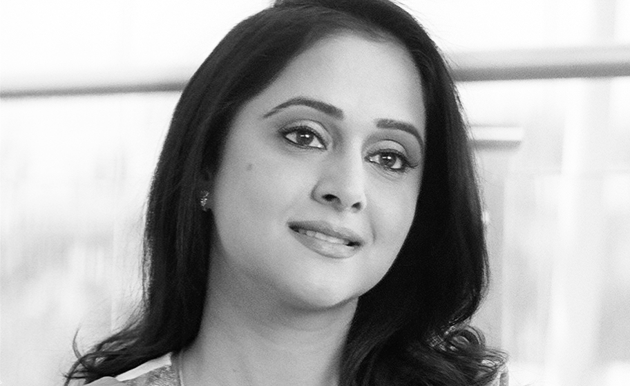 actor Mrinal Kulkarni large photo