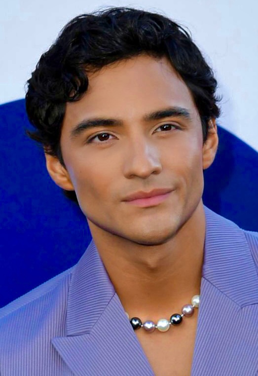 actor Brandon Perea large photo