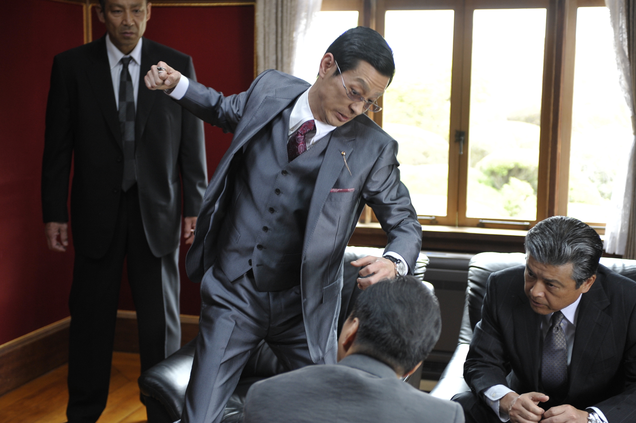 actor Tomokazu Miura large photo