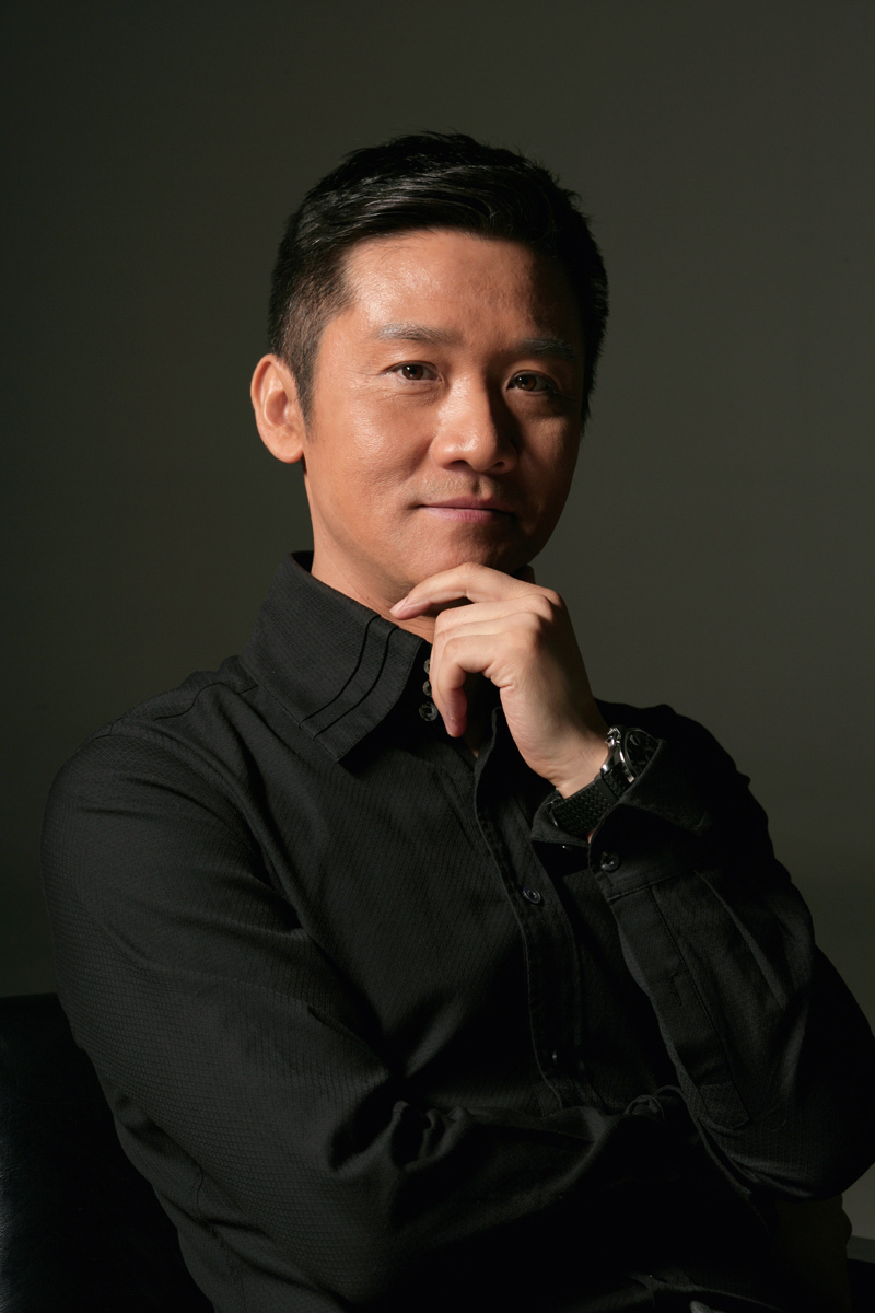 actor Zhizhong Huang large photo