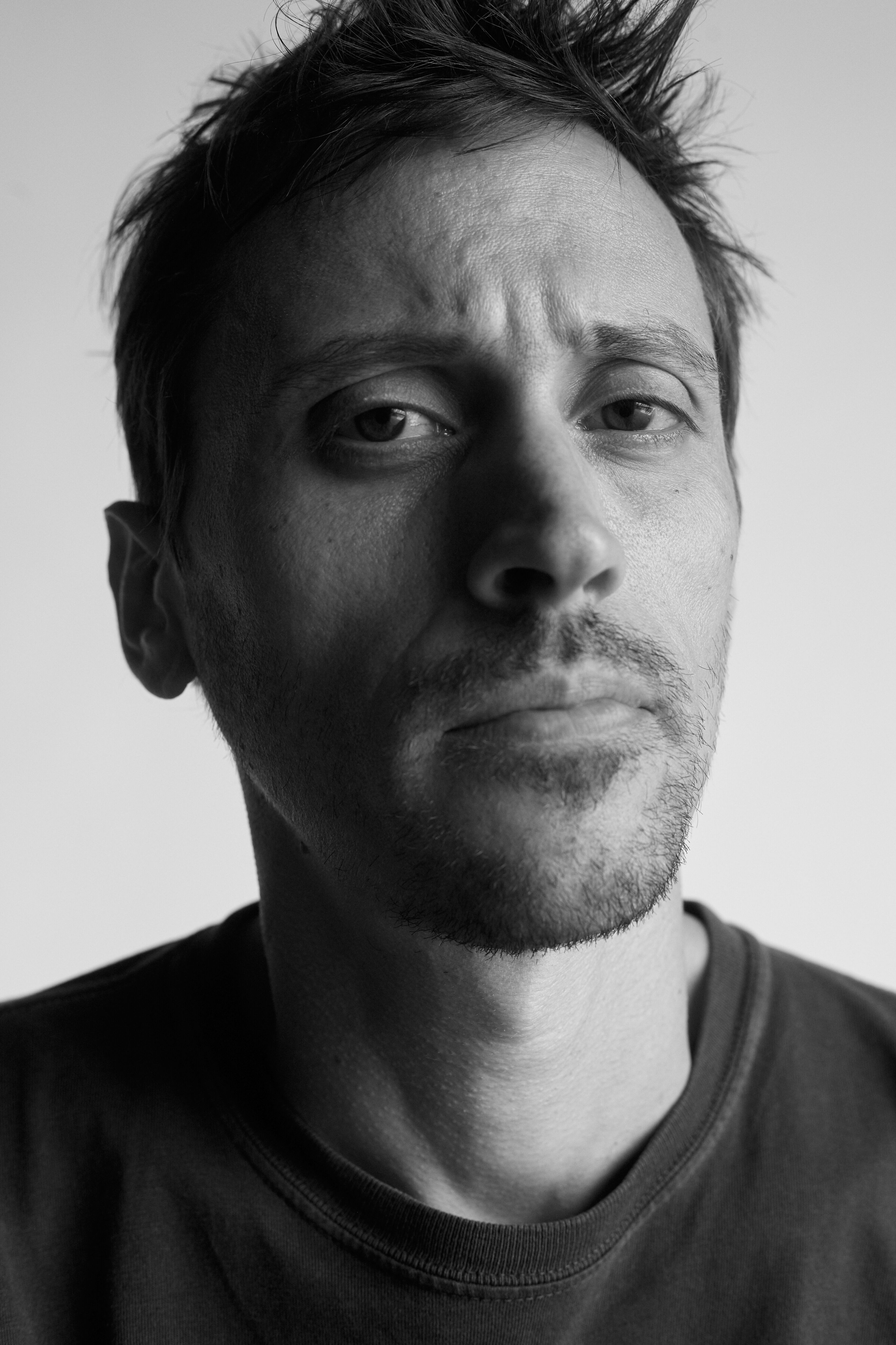 actor Niko Nicotera large photo