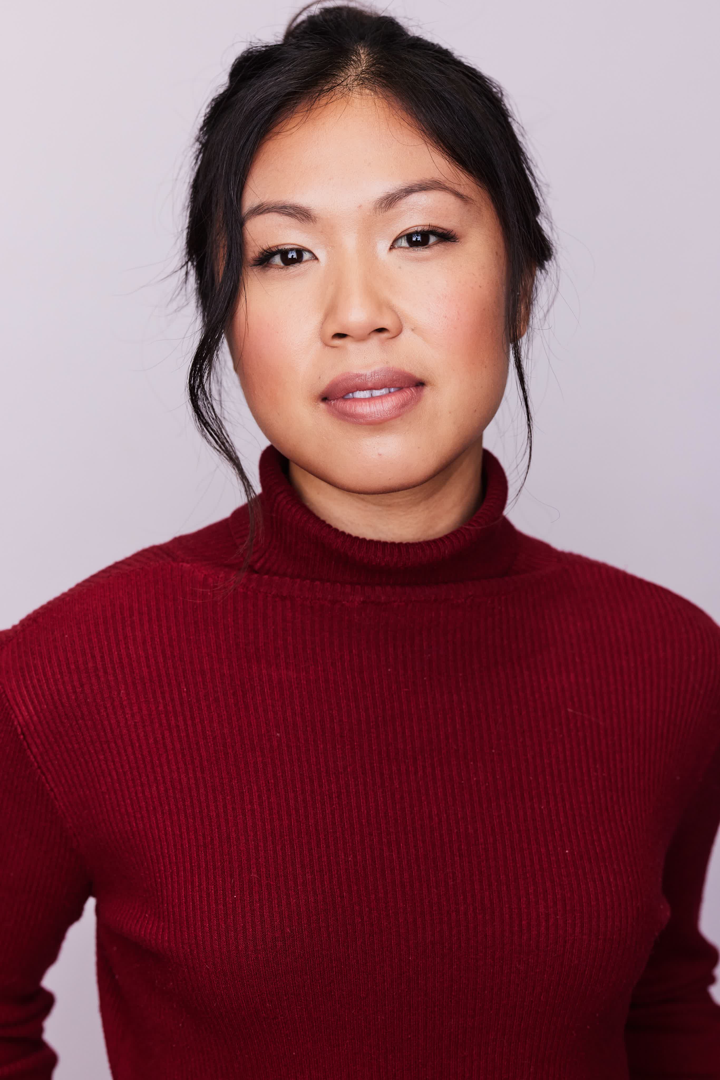 actor Stephanie Wong large photo