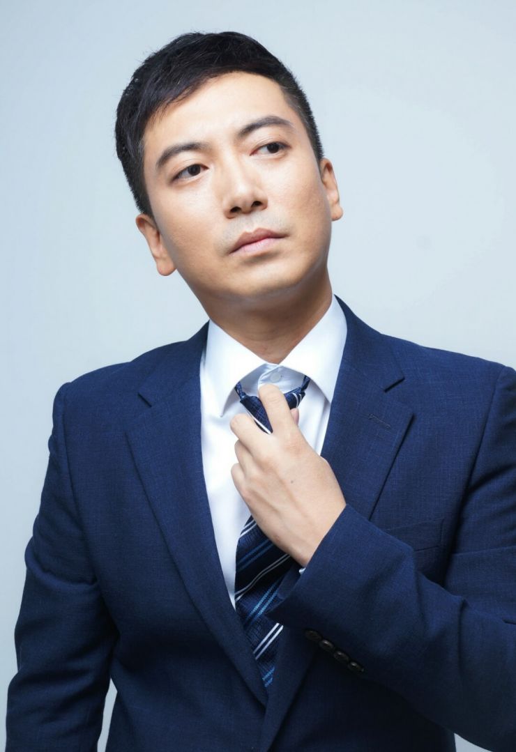 actor Park Myeong-hoon large photo