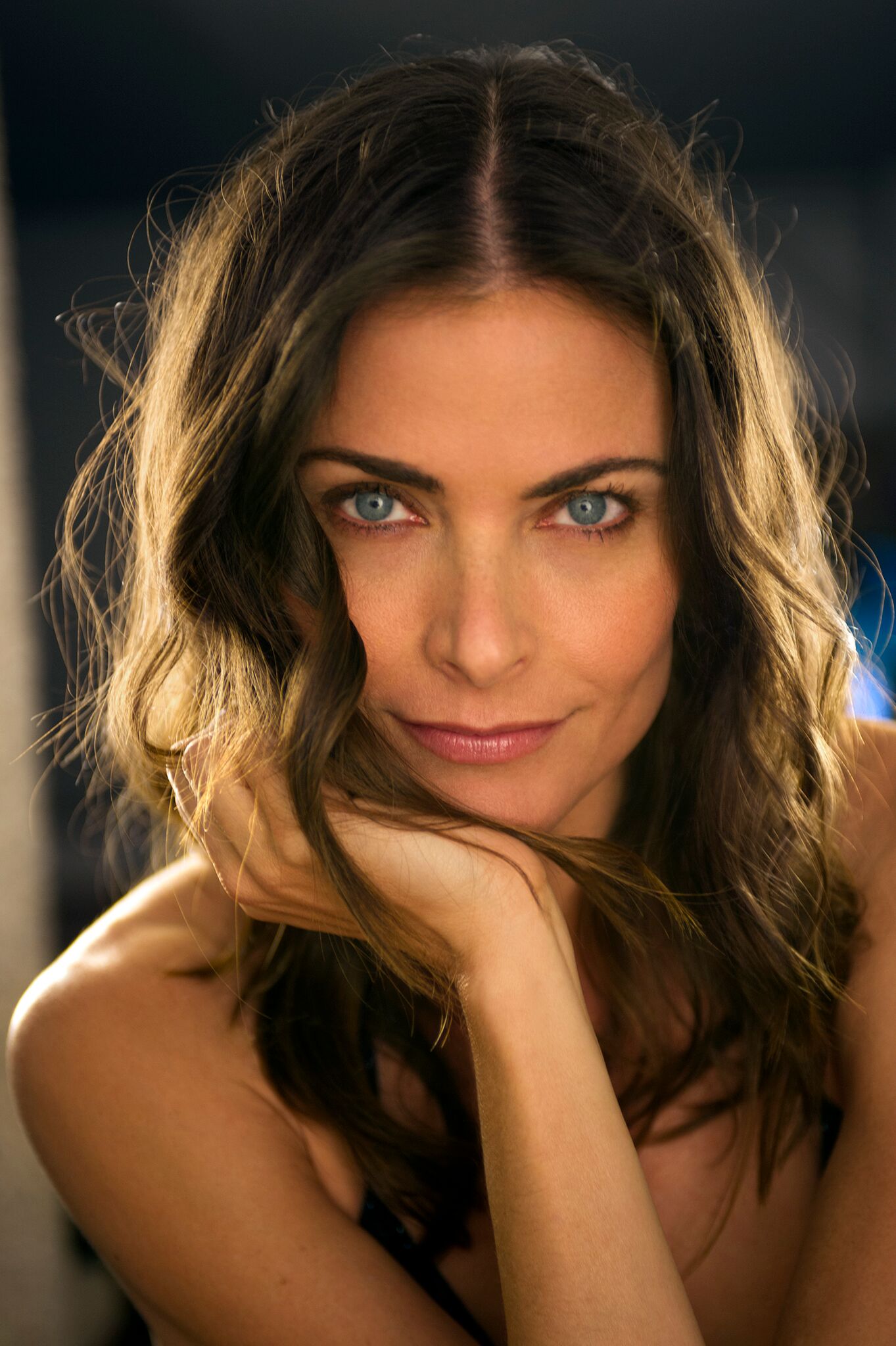 actor Tara Westwood large photo