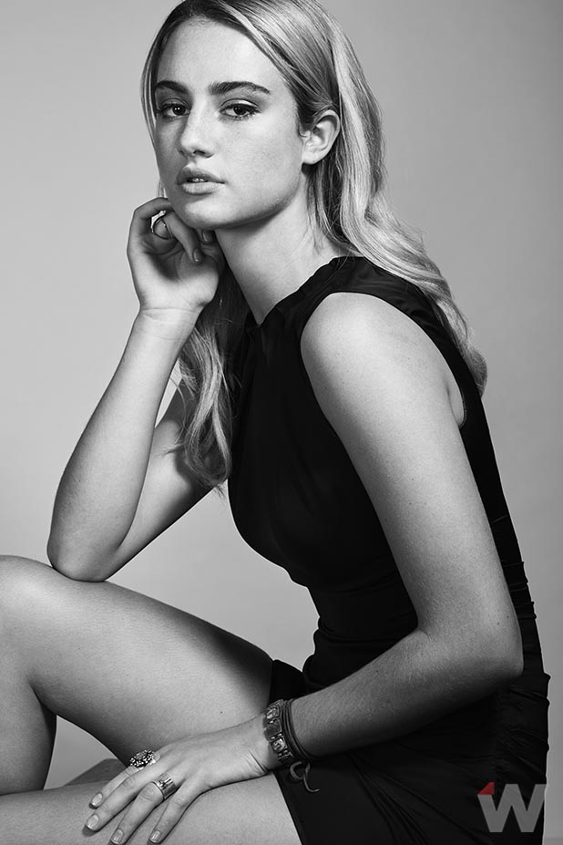 actor Grace Van Patten large photo