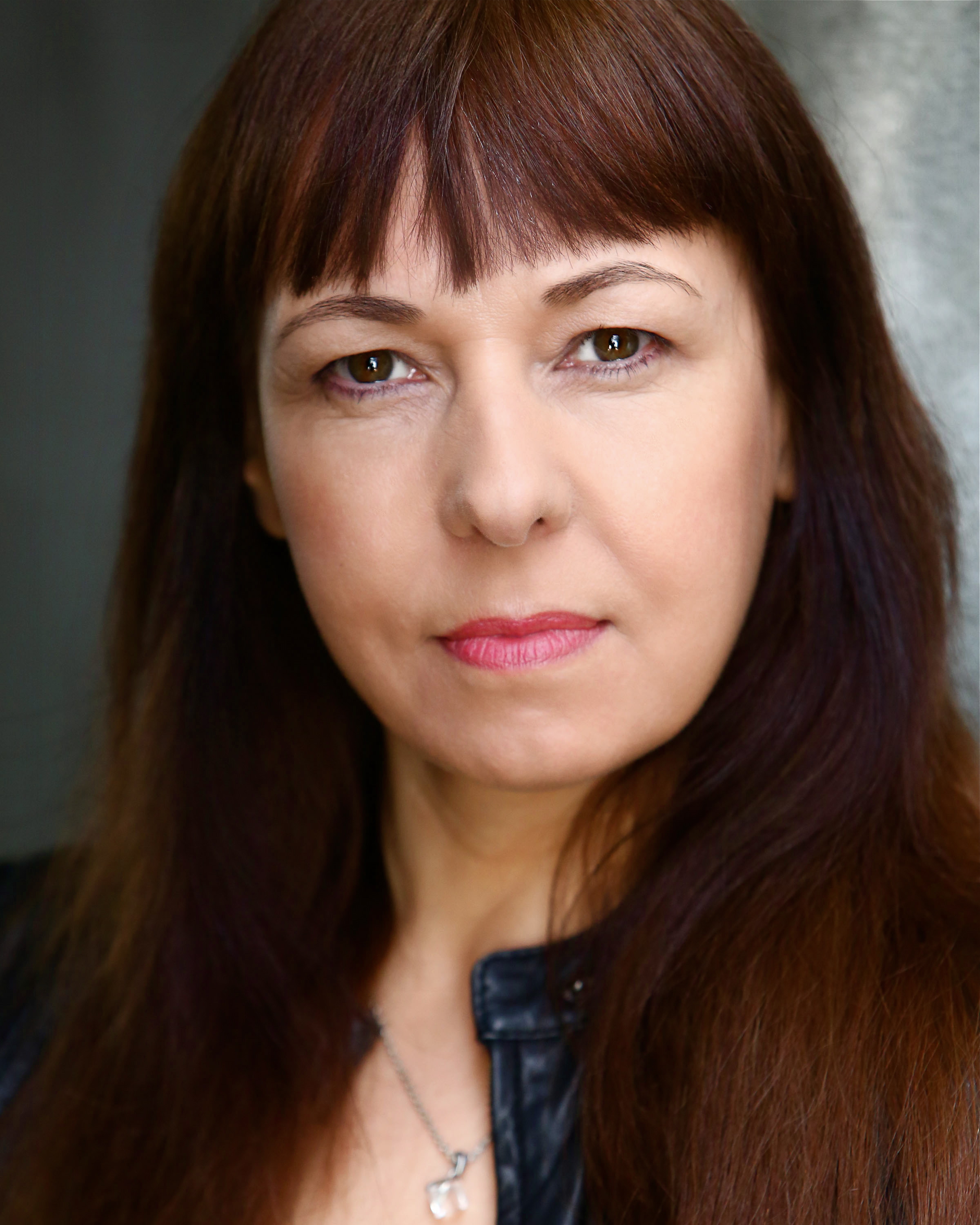 actor Sara Dee large photo