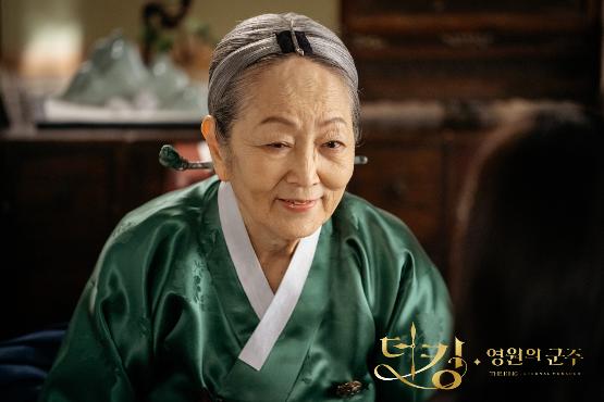 actor Kim Young-ok large photo