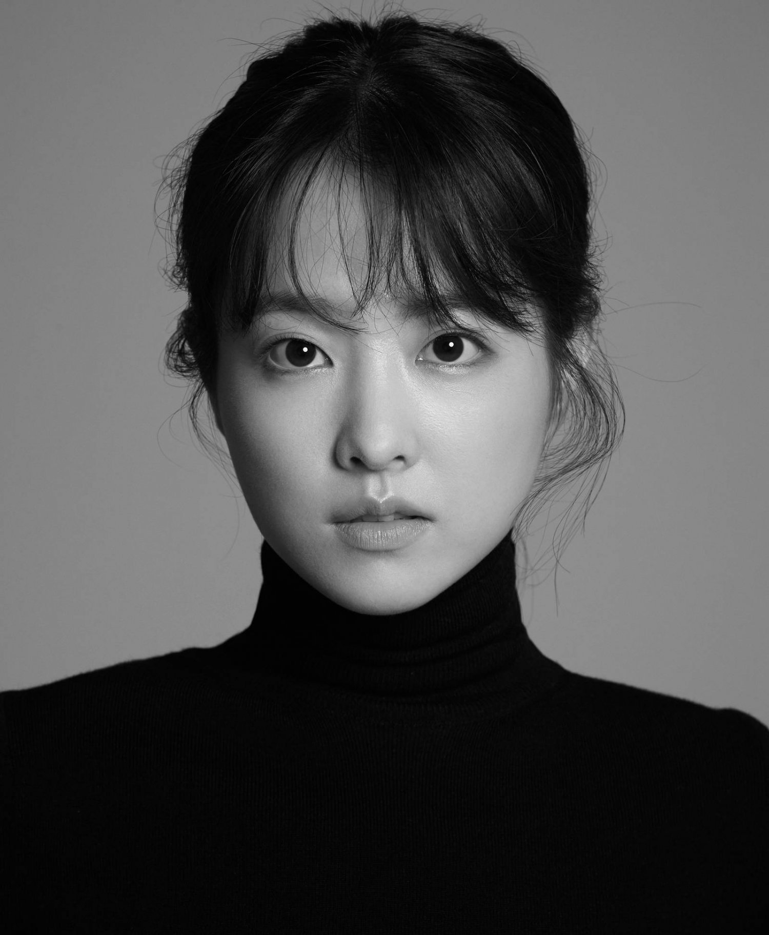 actor Park Bo-young large photo