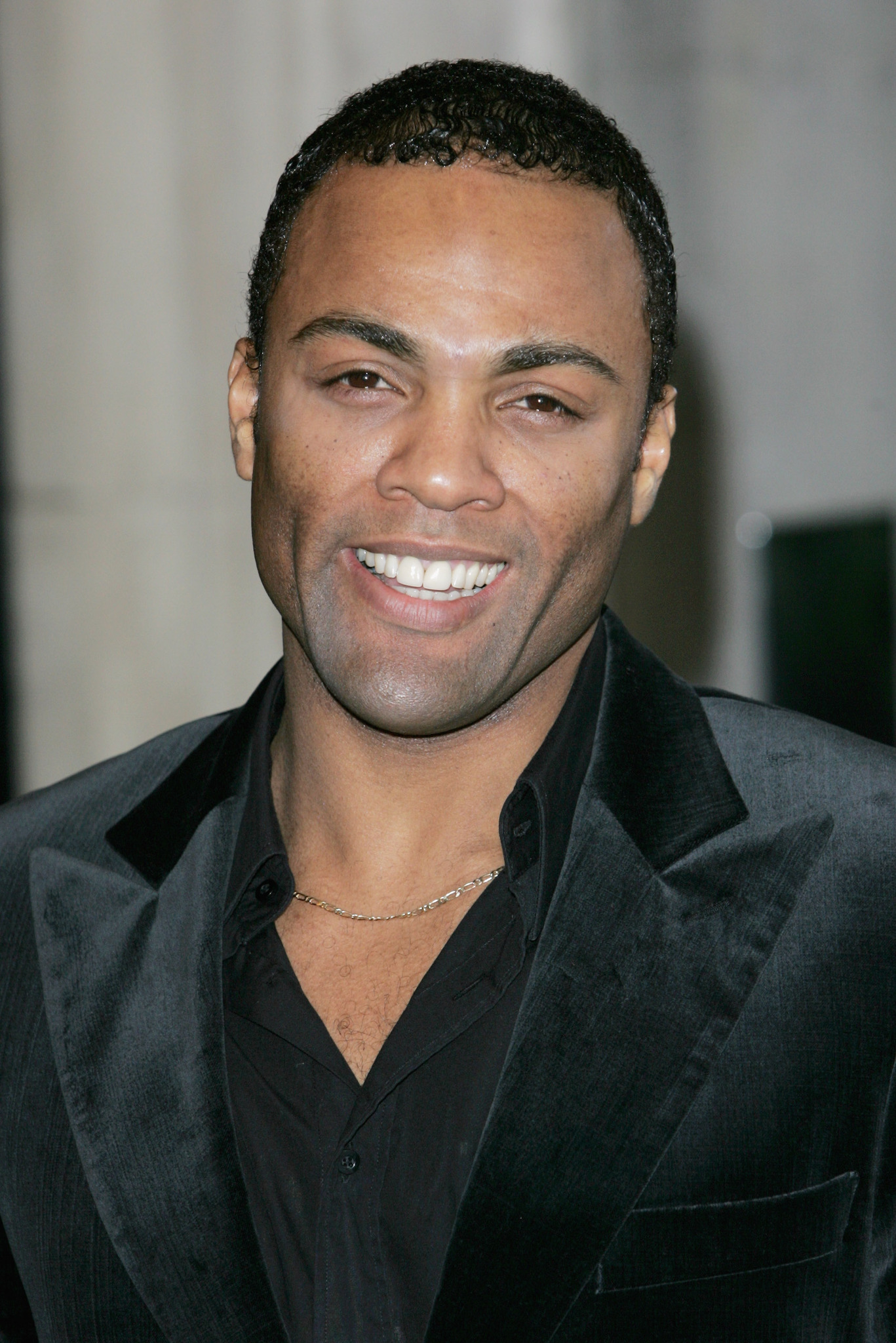 actor Ray Fearon large photo