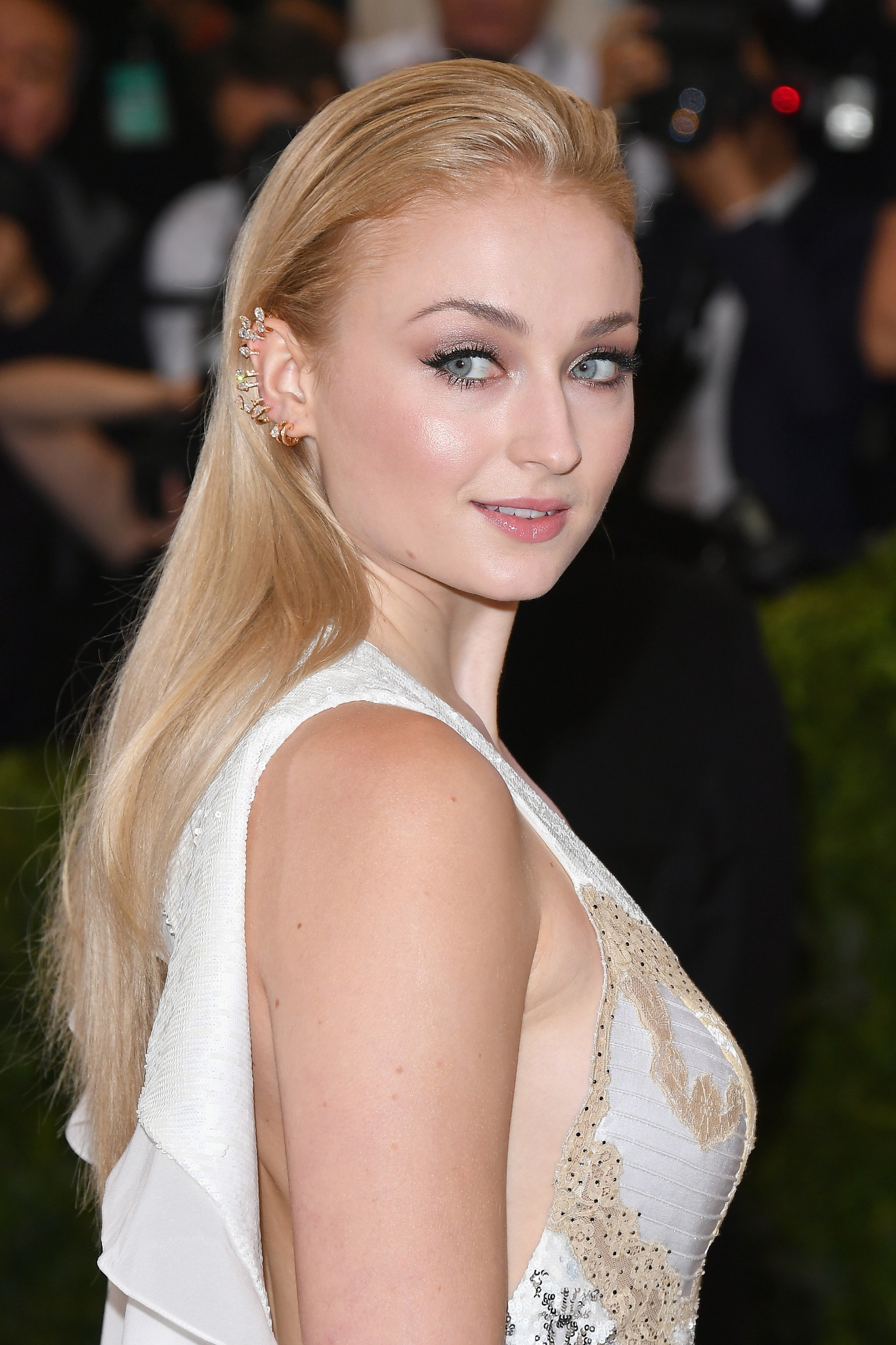 actor Sophie Turner large photo