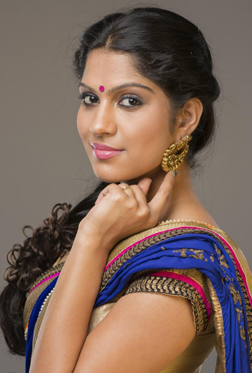 actor Swasika Vijay large photo