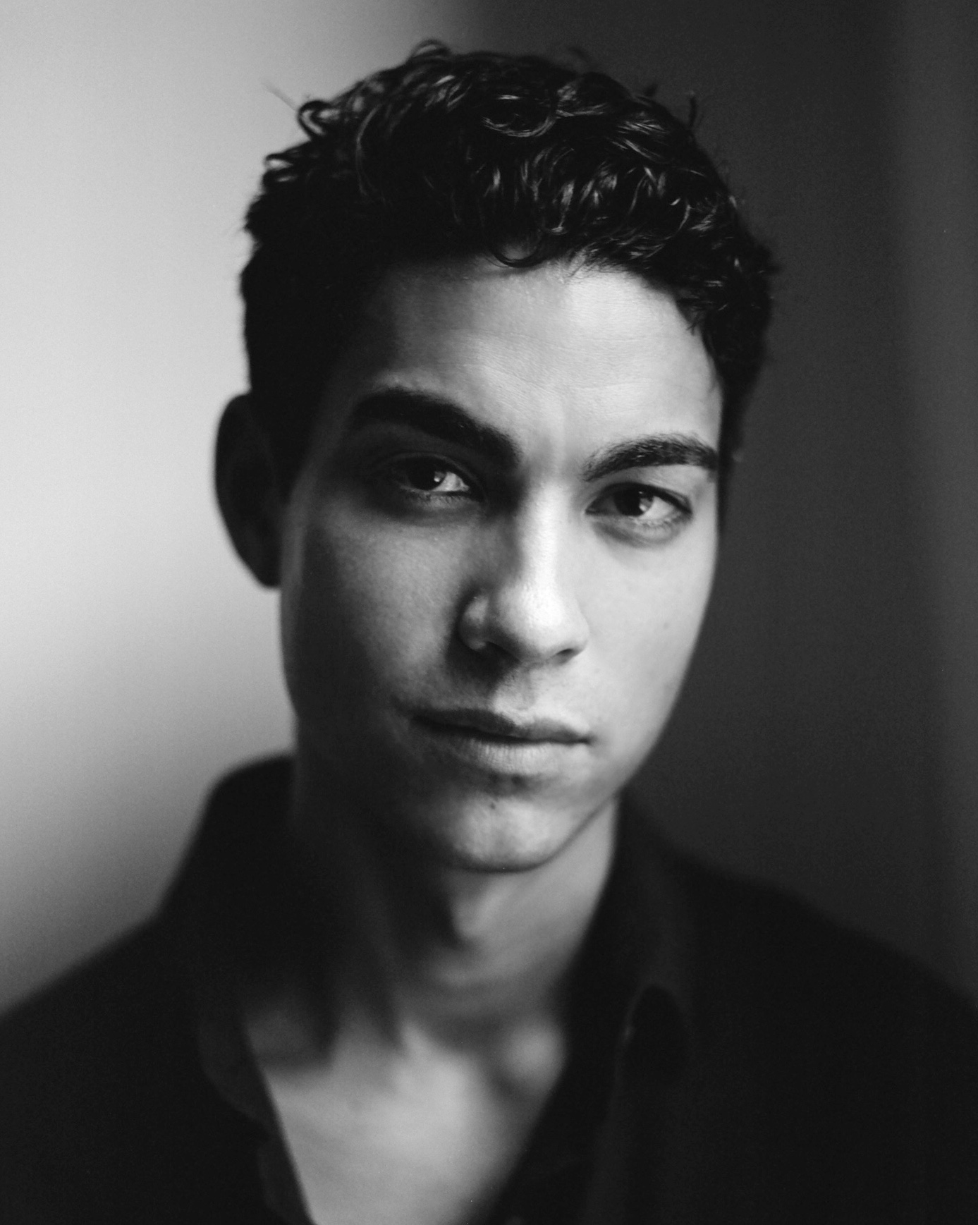 actor Davi Santos large photo