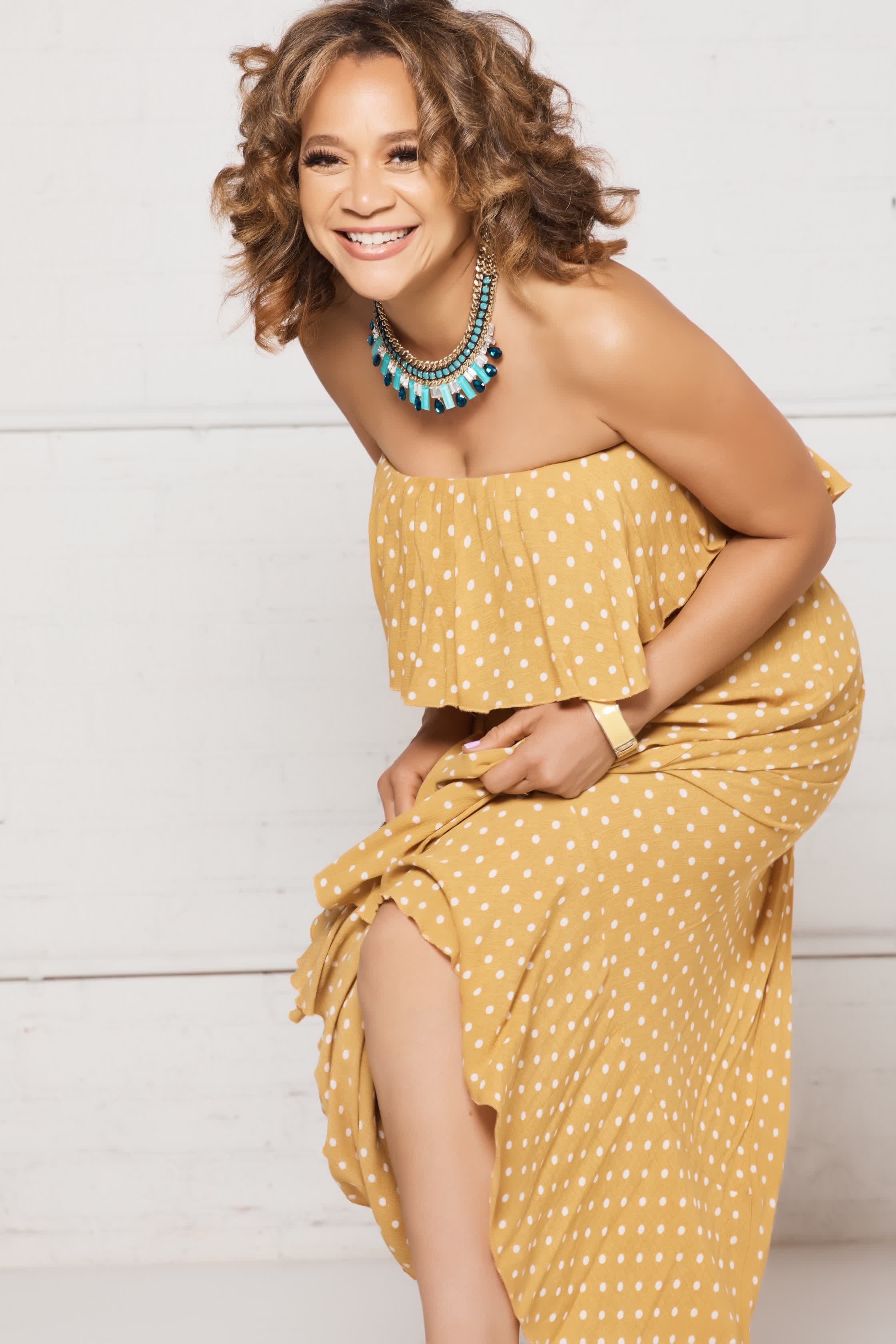 actor Michole Briana White large photo