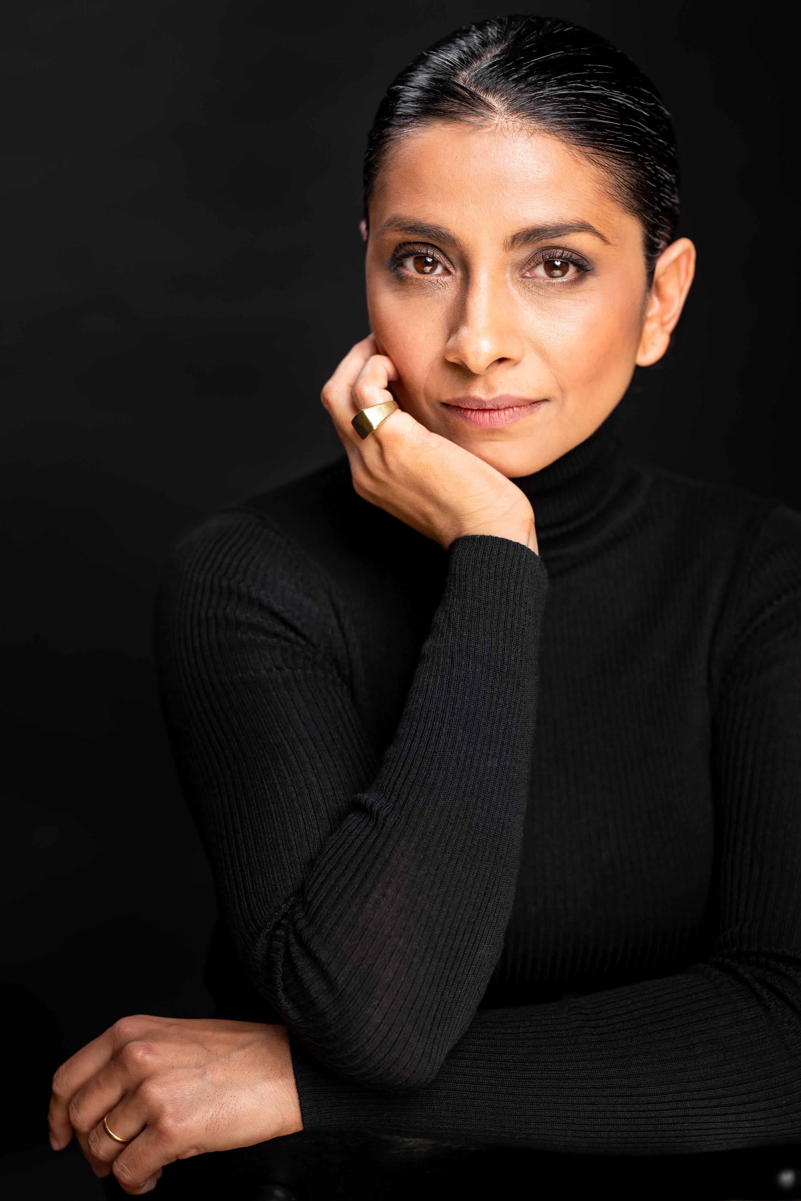 actor Ayesha Mansur Gonsalves large photo