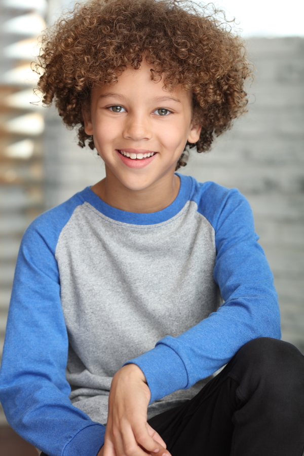 actor Declan Pratt large photo