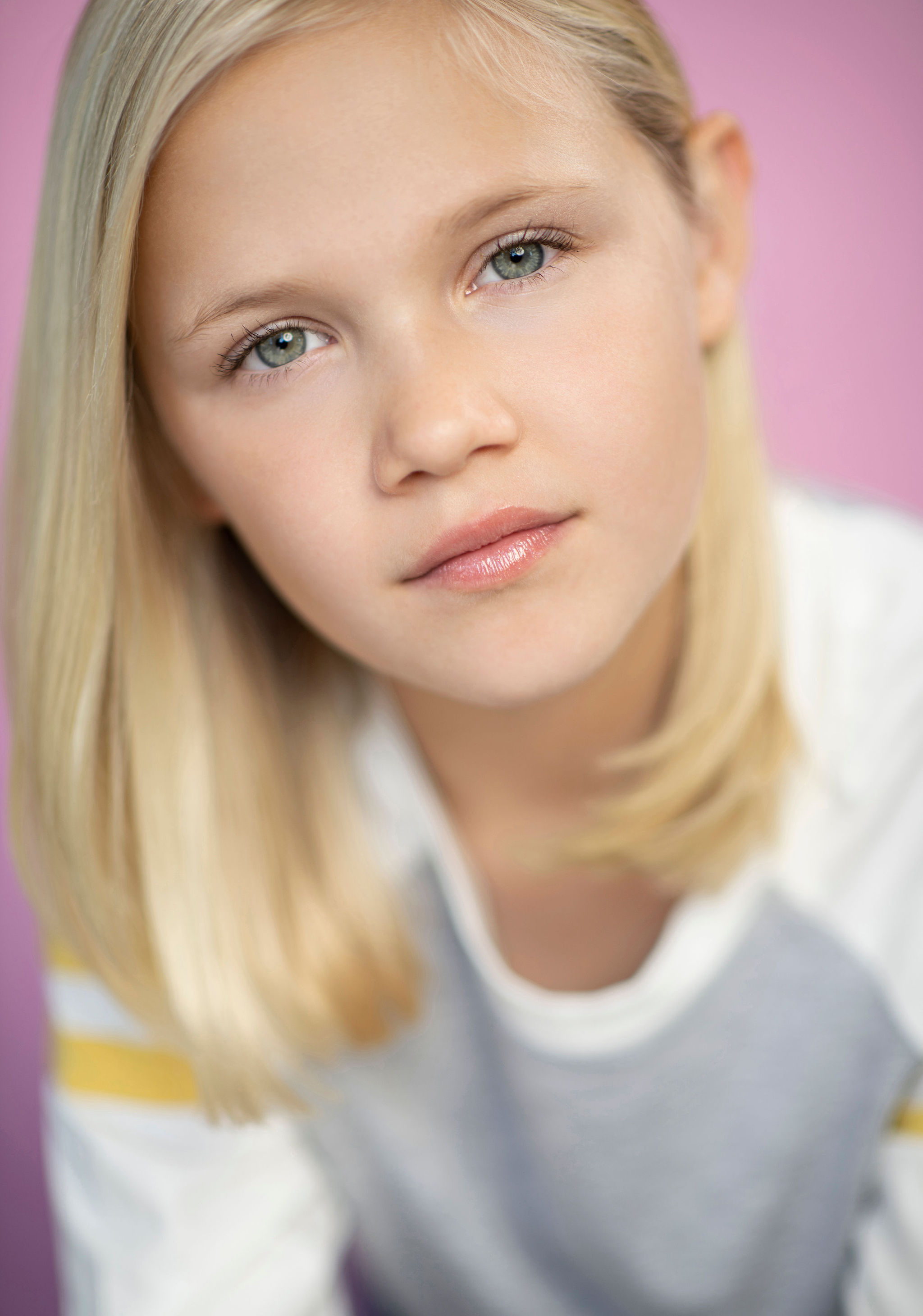 actor Zoë Noelle Baker large photo