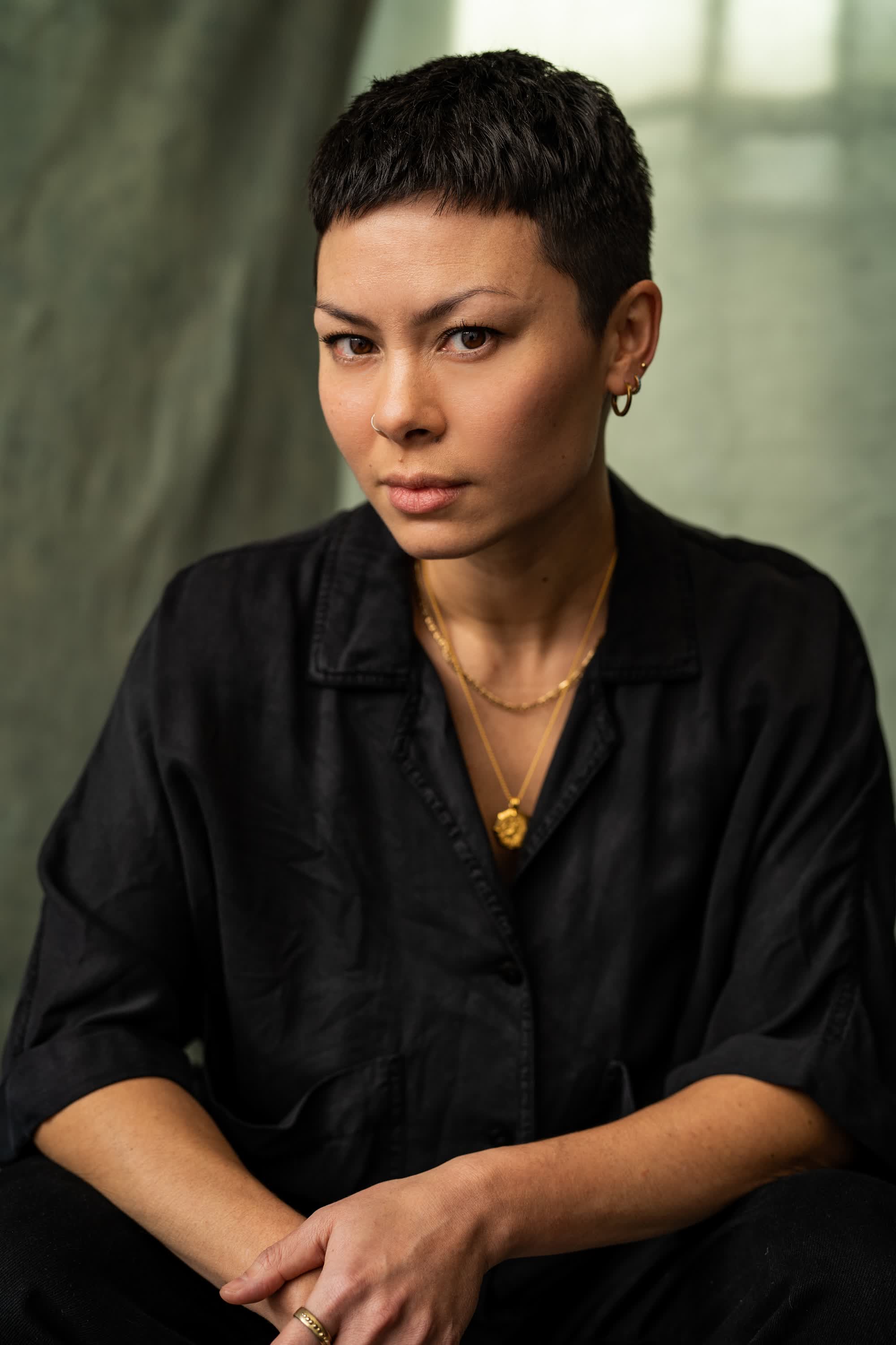 actor Anna Leong Brophy large photo