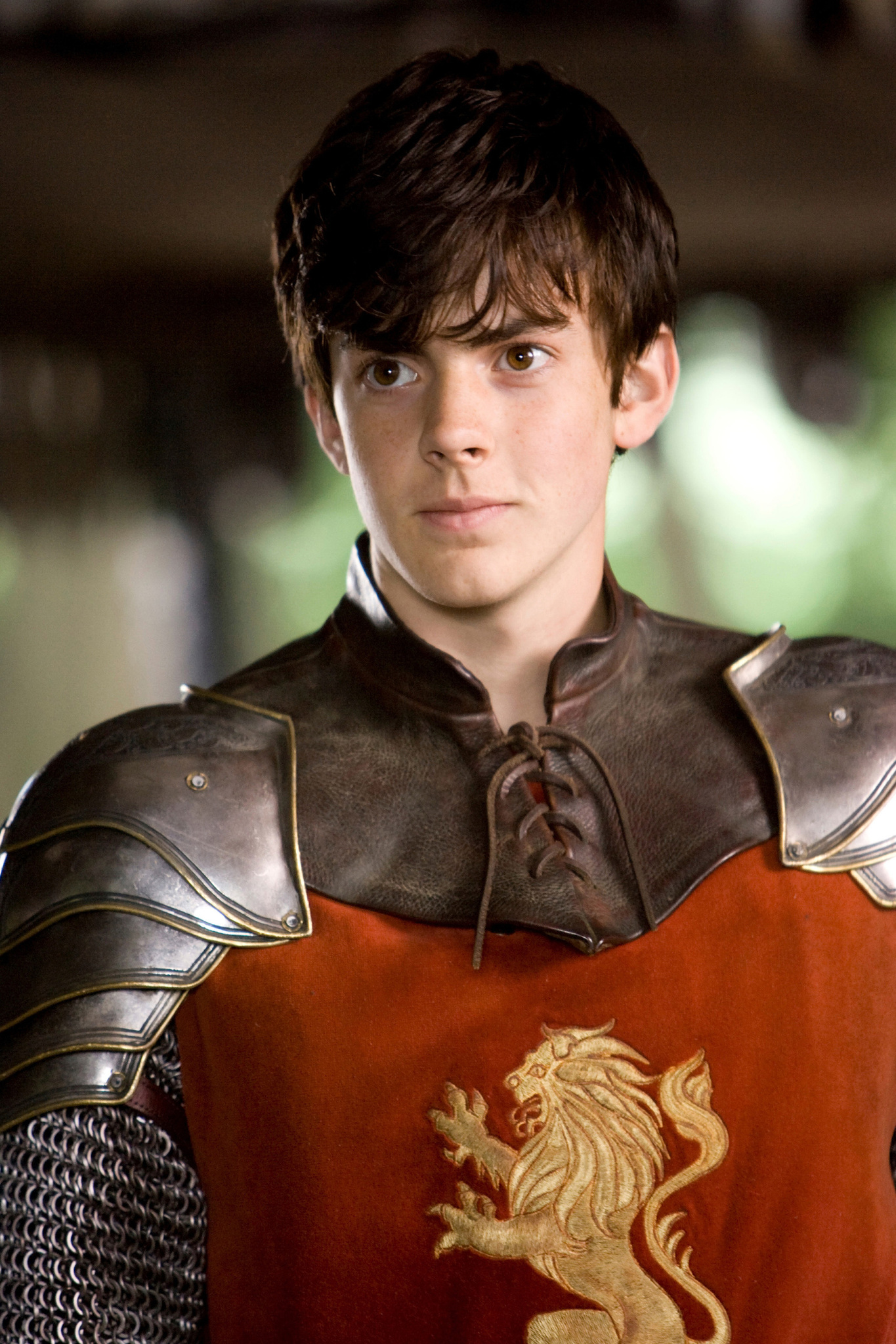 actor Skandar Keynes large photo