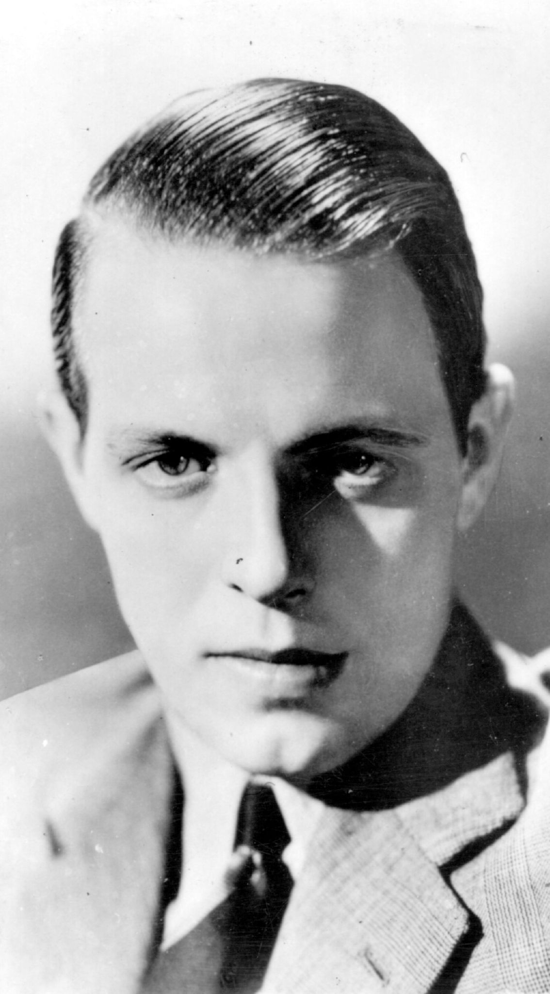 actor Louis Hayward large photo