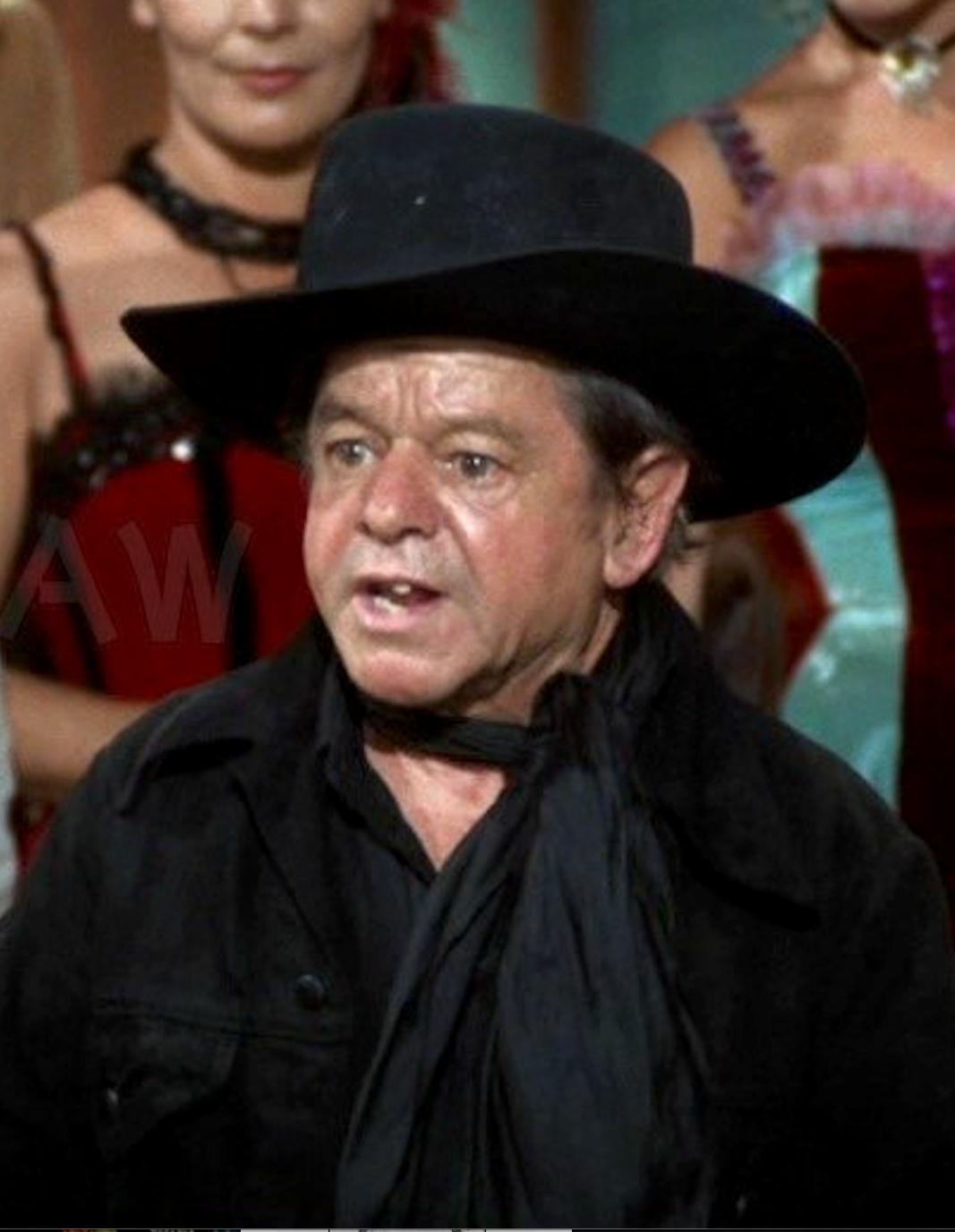 actor Billy Curtis large photo