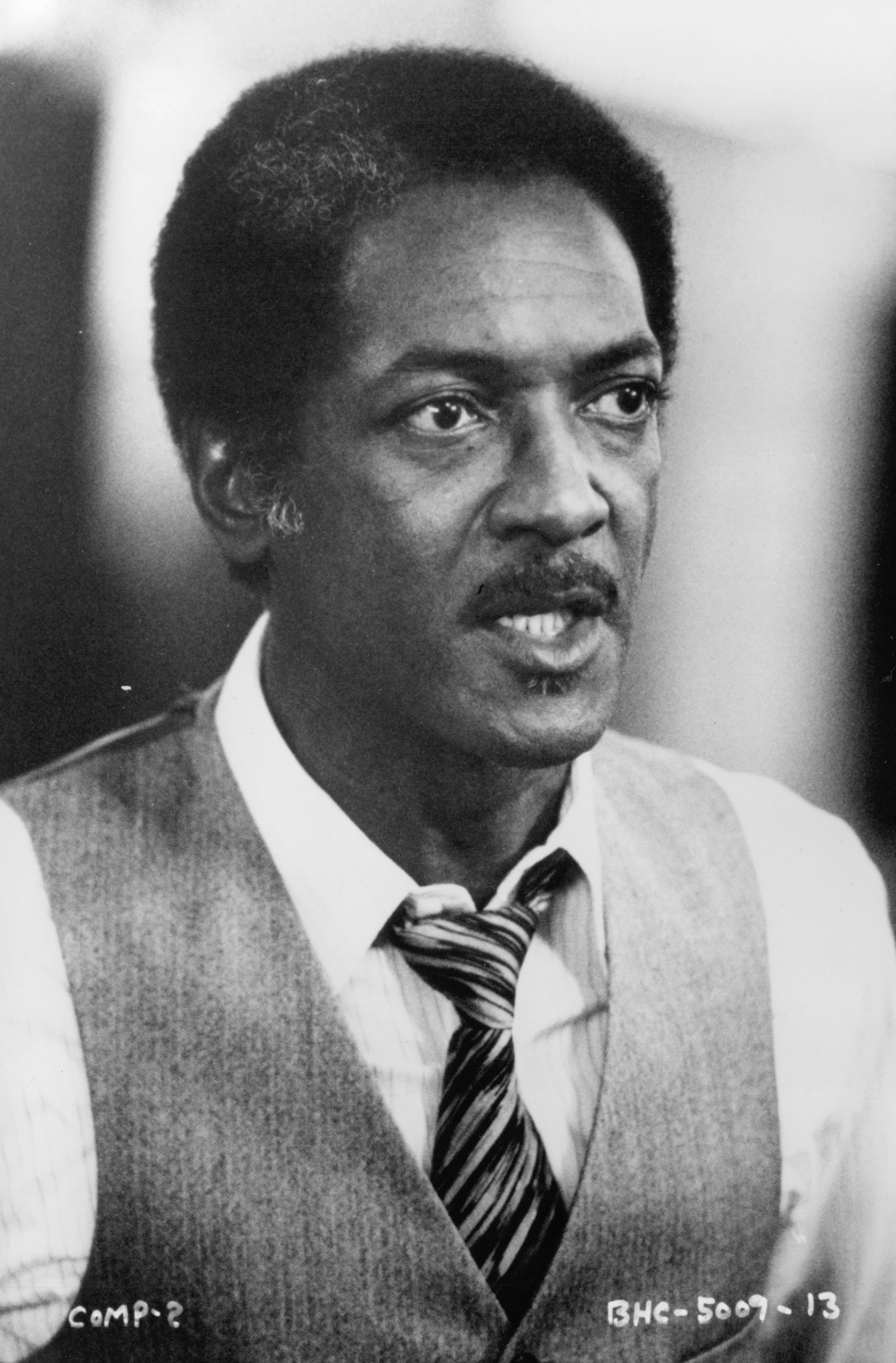 actor Gilbert R. Hill large photo