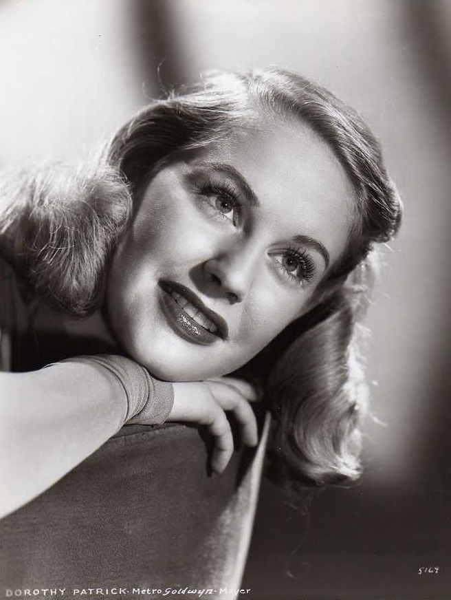 actor Dorothy Patrick large photo