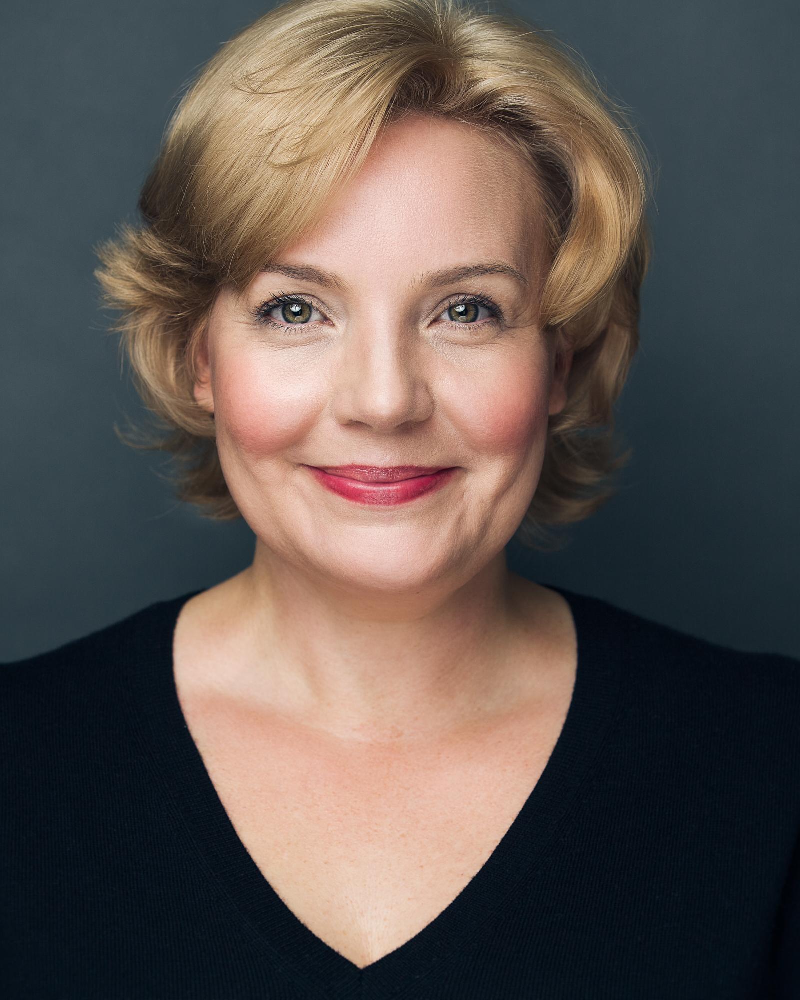 actor Jocelyne Loewen large photo