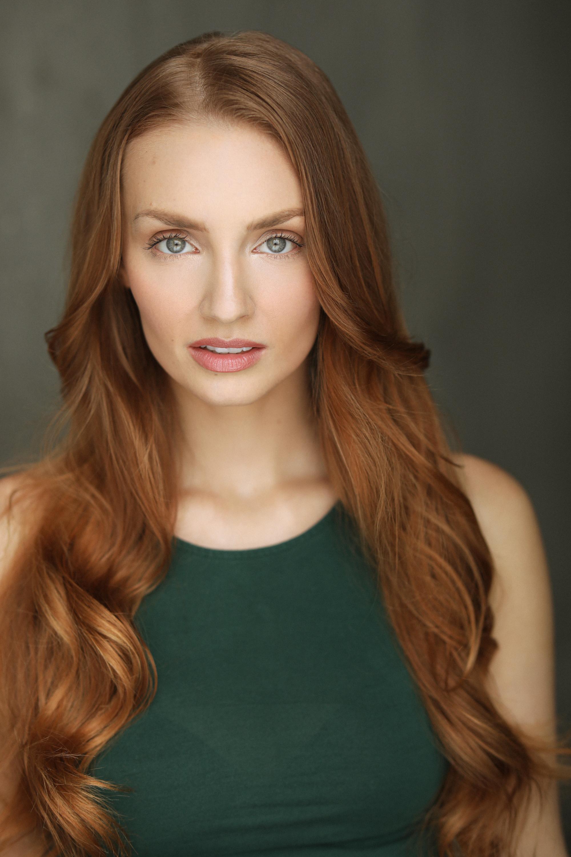 actor Kylee Bush large photo