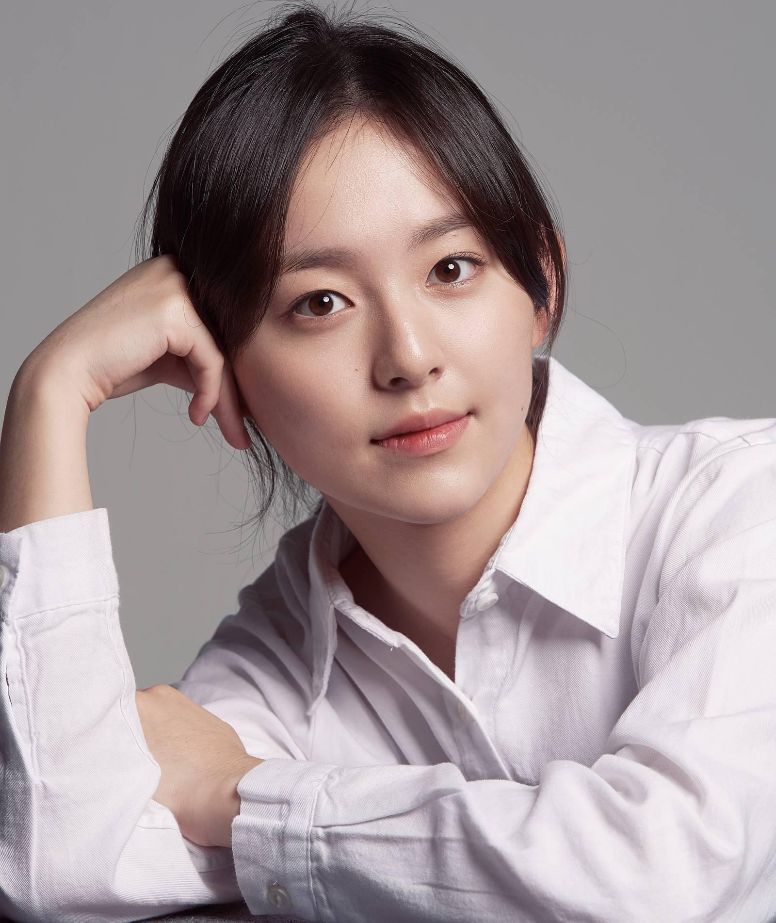 actor Park Ji-hu large photo