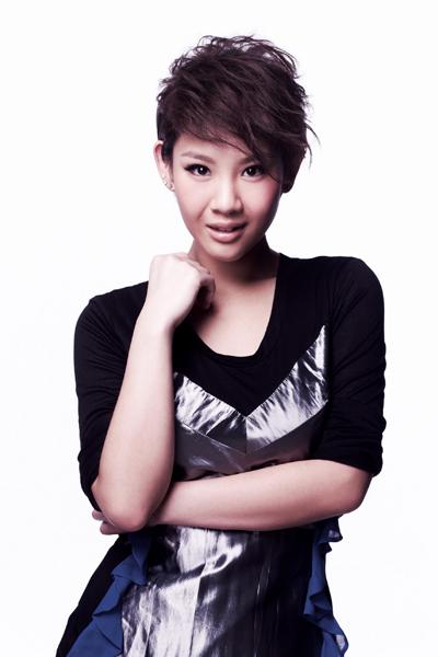 actor Joyce Cheng large photo