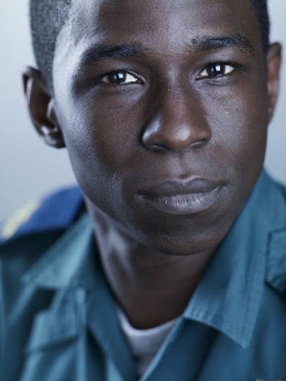actor Abdul Salis large photo