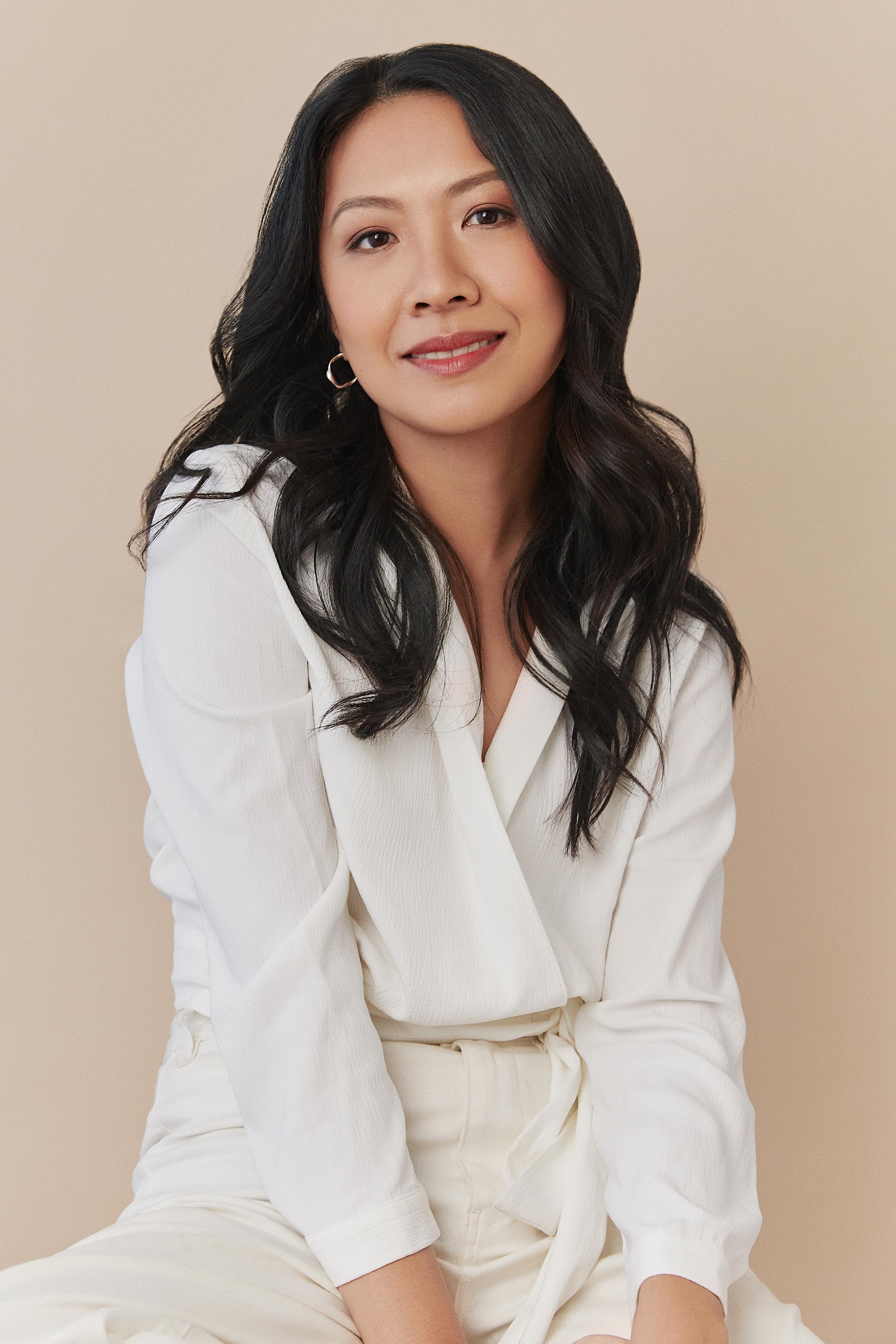 actor Deborah Faye Lee large photo