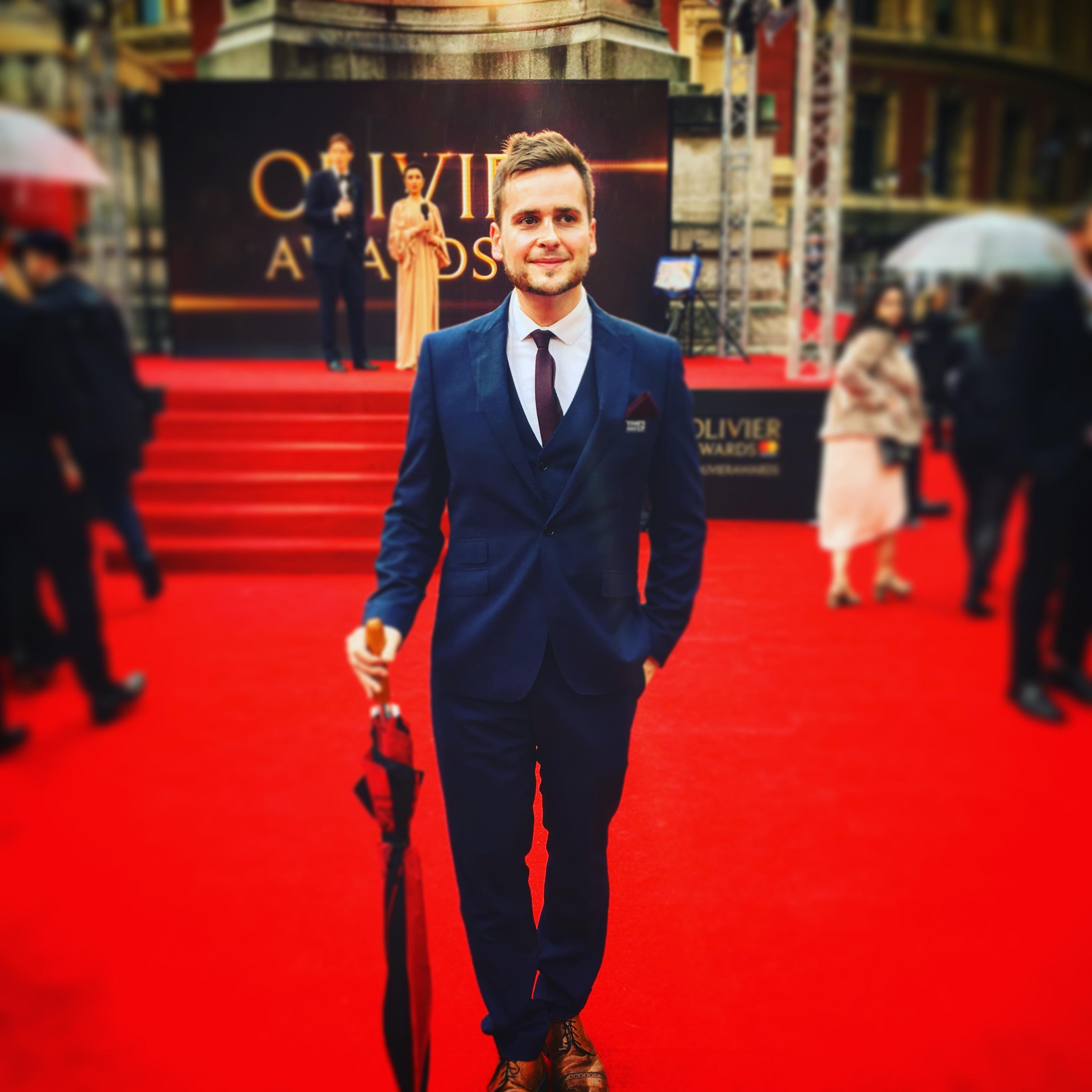 actor Simon Lewis Marriott large photo