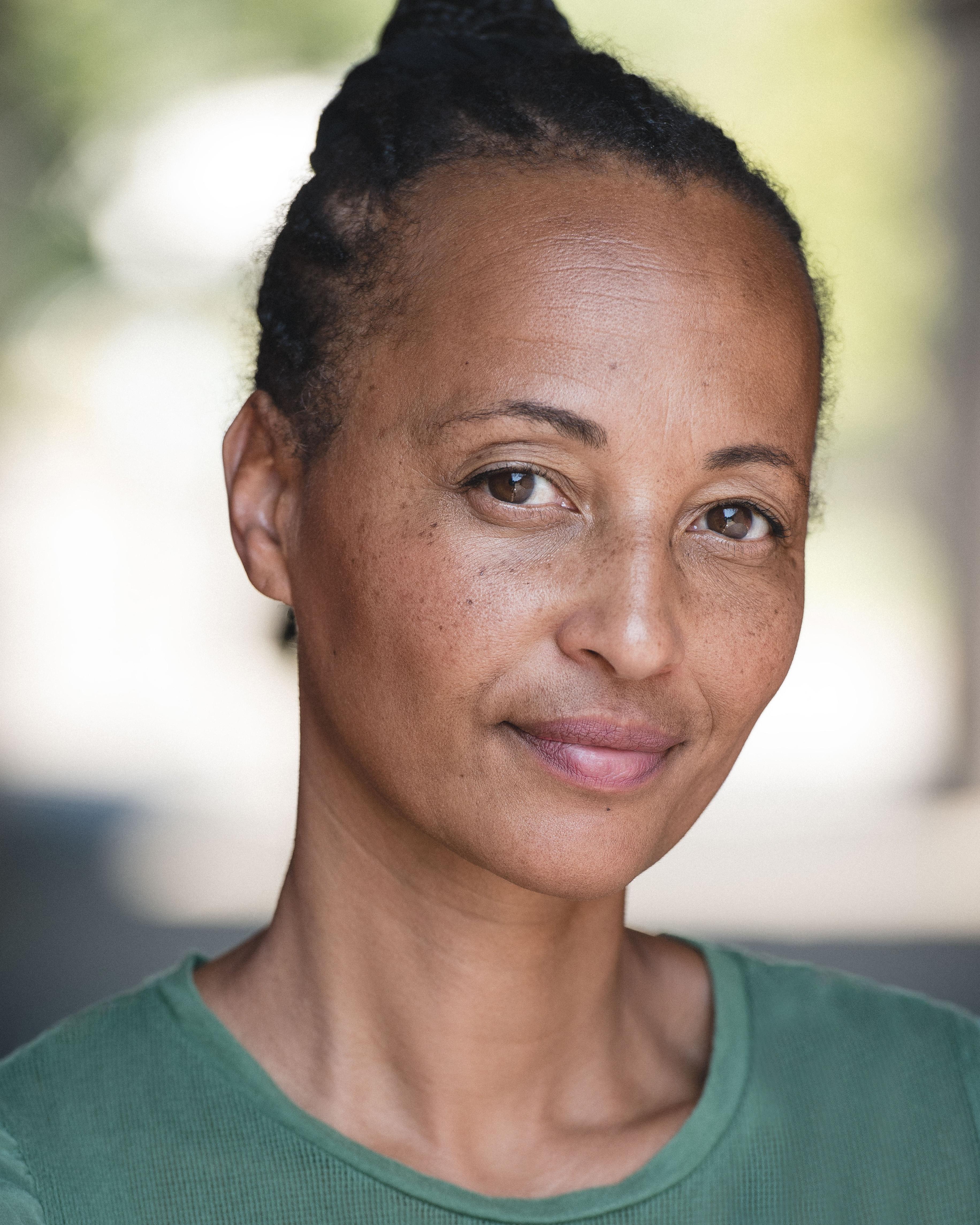 actor Corinne Delacour large photo