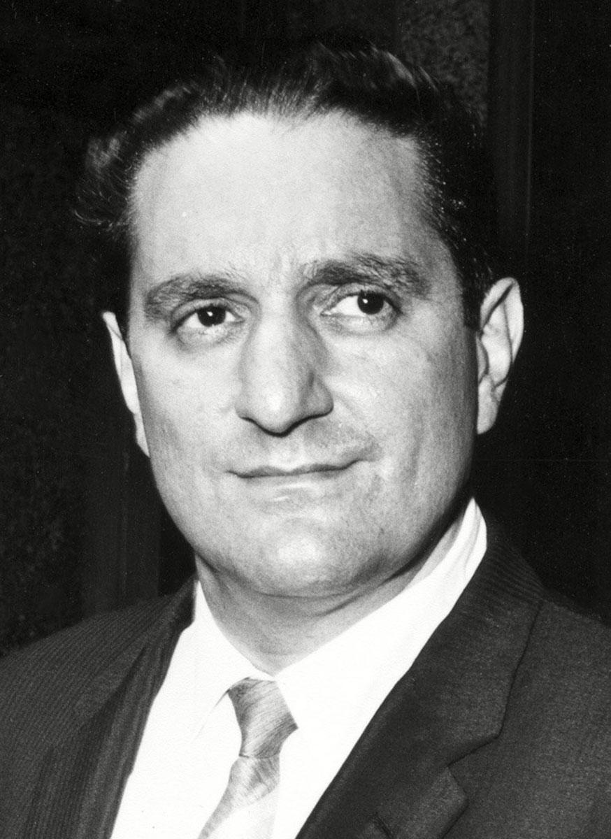 actor Paul Castellano large photo